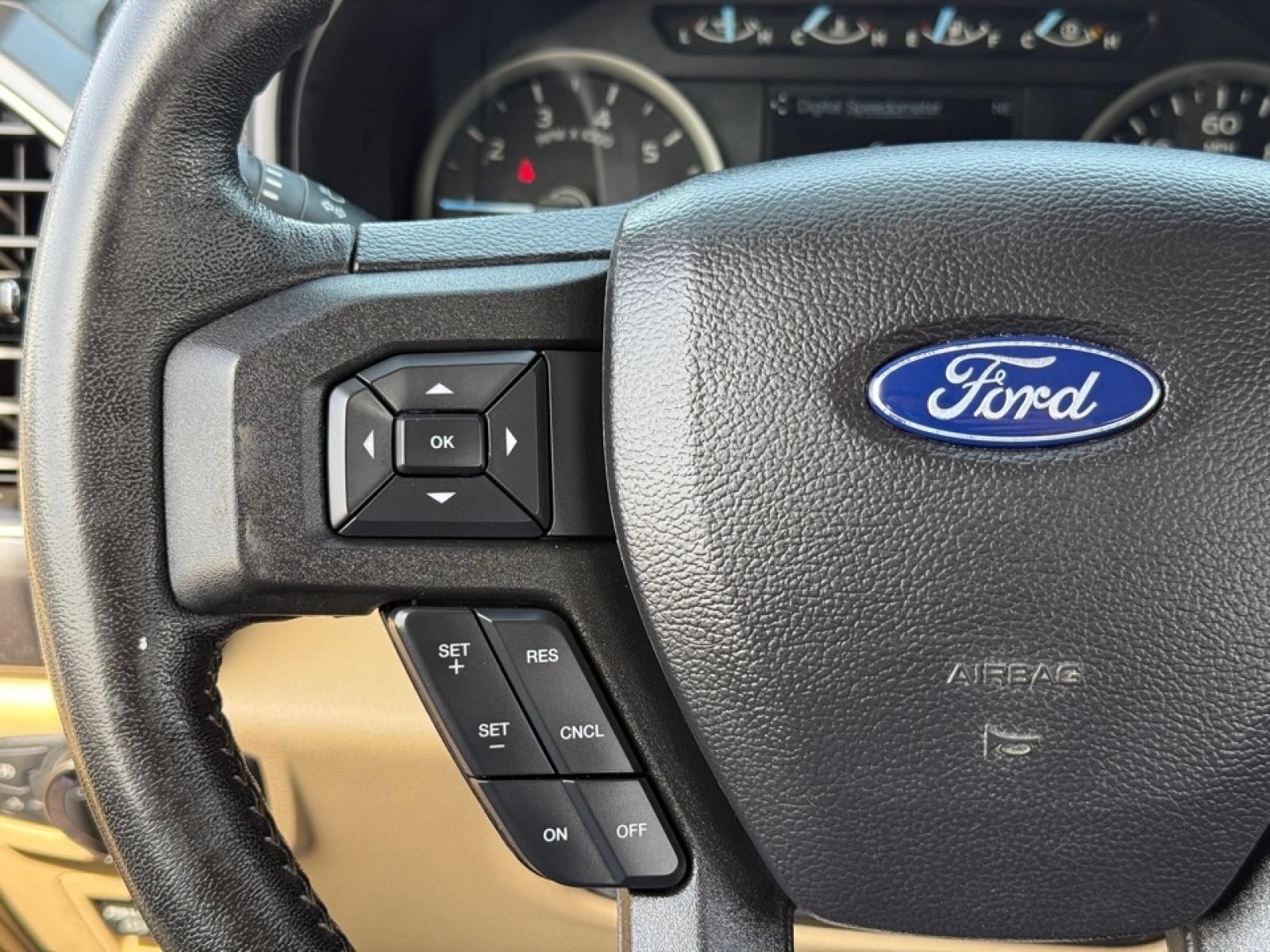 2019 Ford F-150 XLT, 37998, Photo