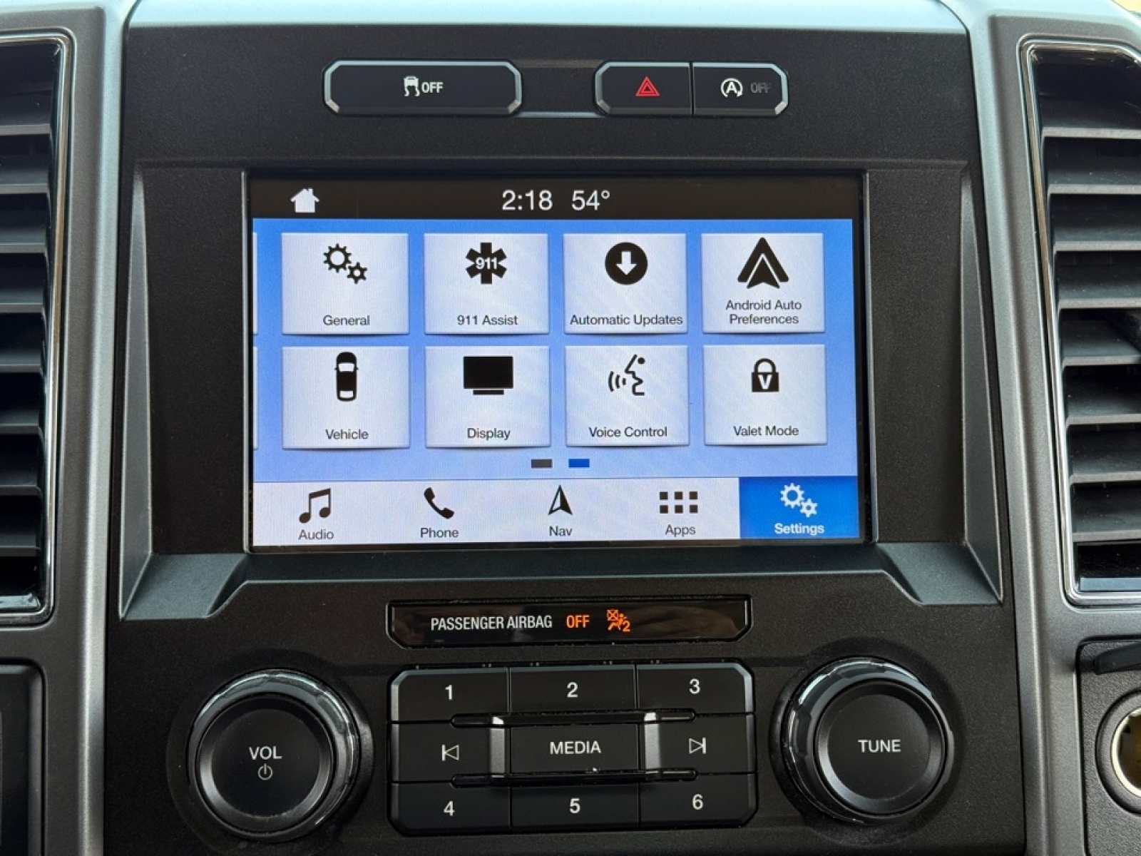 2019 Ford F-150 XLT, 37998, Photo