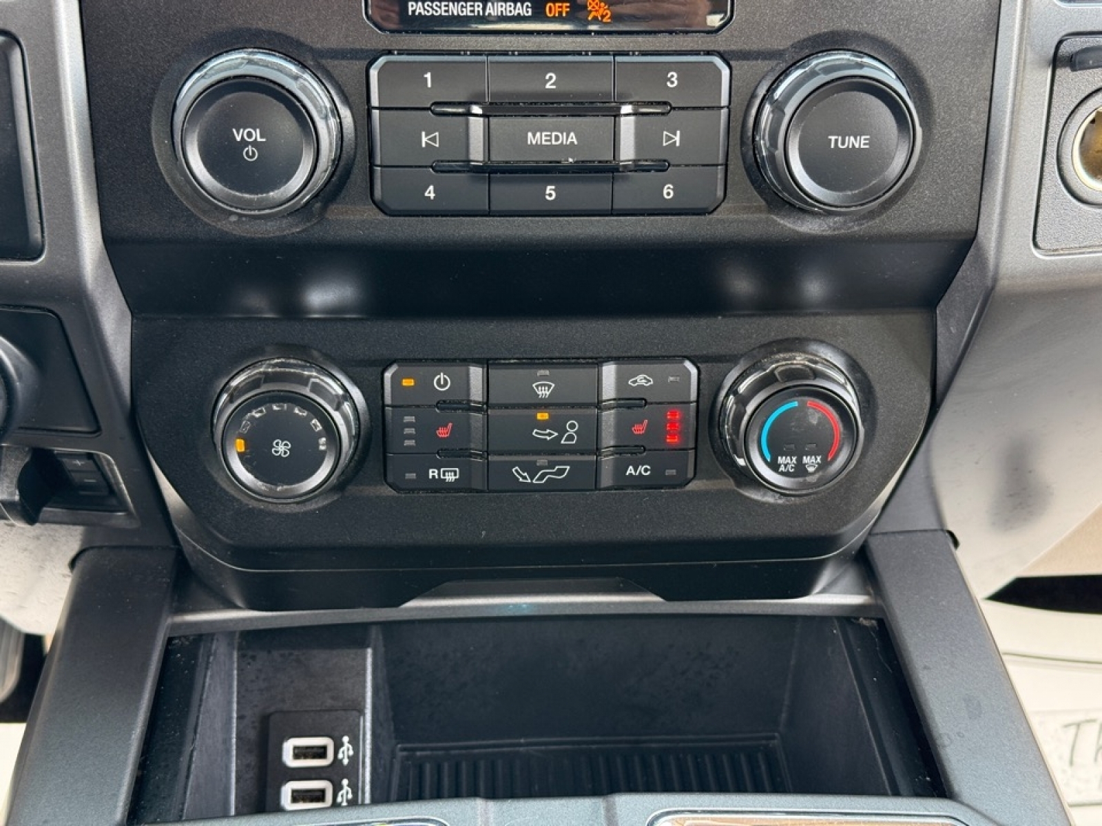 2019 Ford F-150 XLT, 37998, Photo