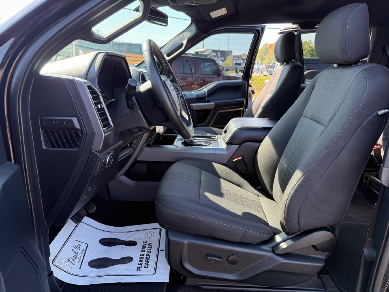 2019 Ford F-150 XLT photo 13