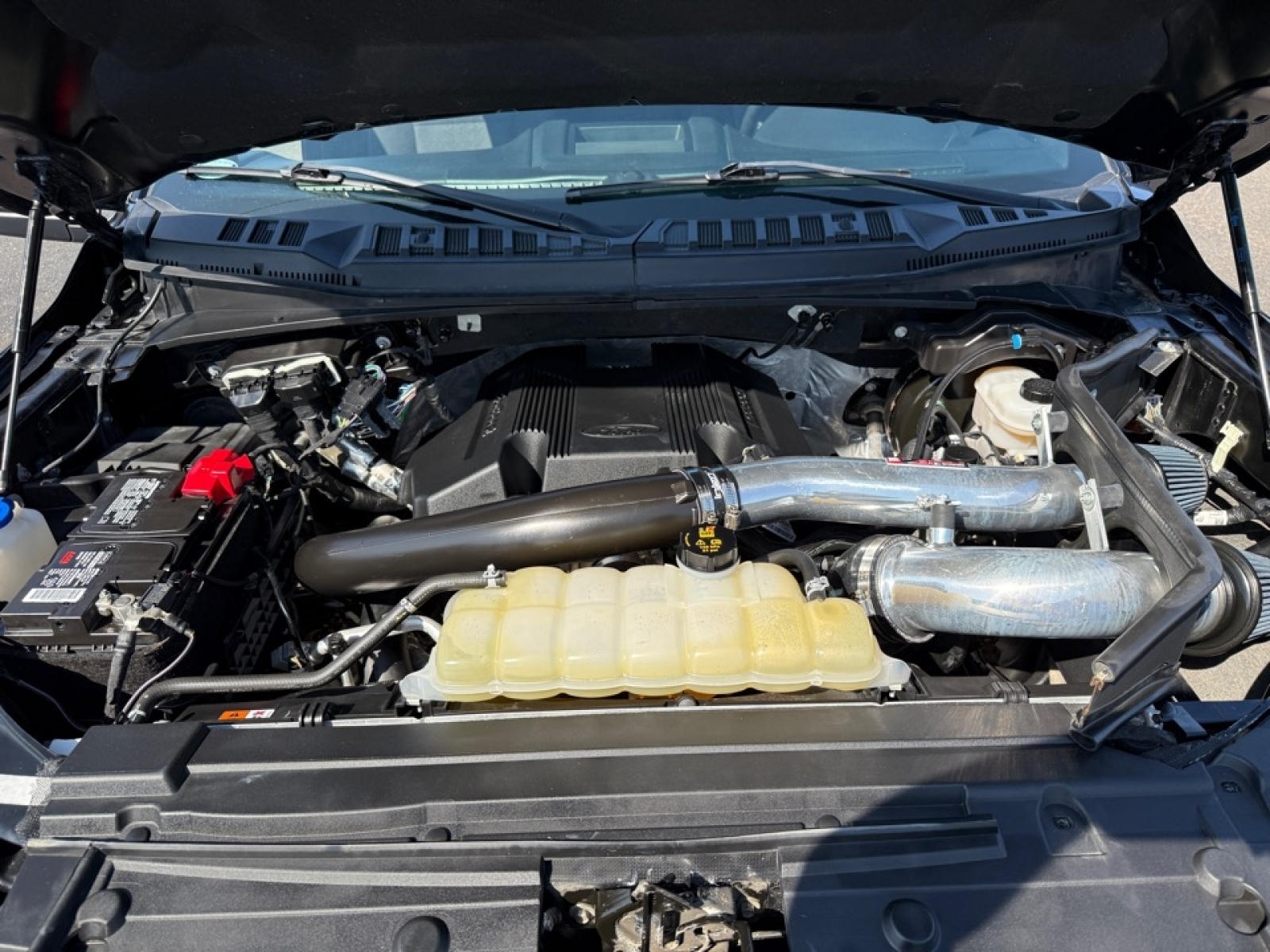 2019 Ford F-150 XLT photo 22