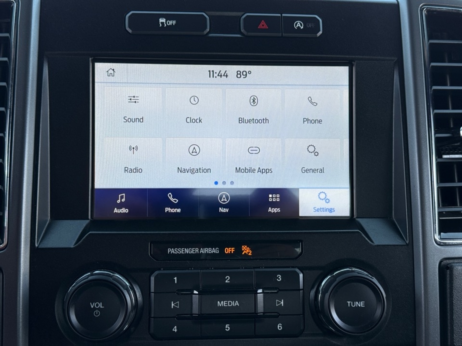 2019 Ford F-150 XLT photo 32