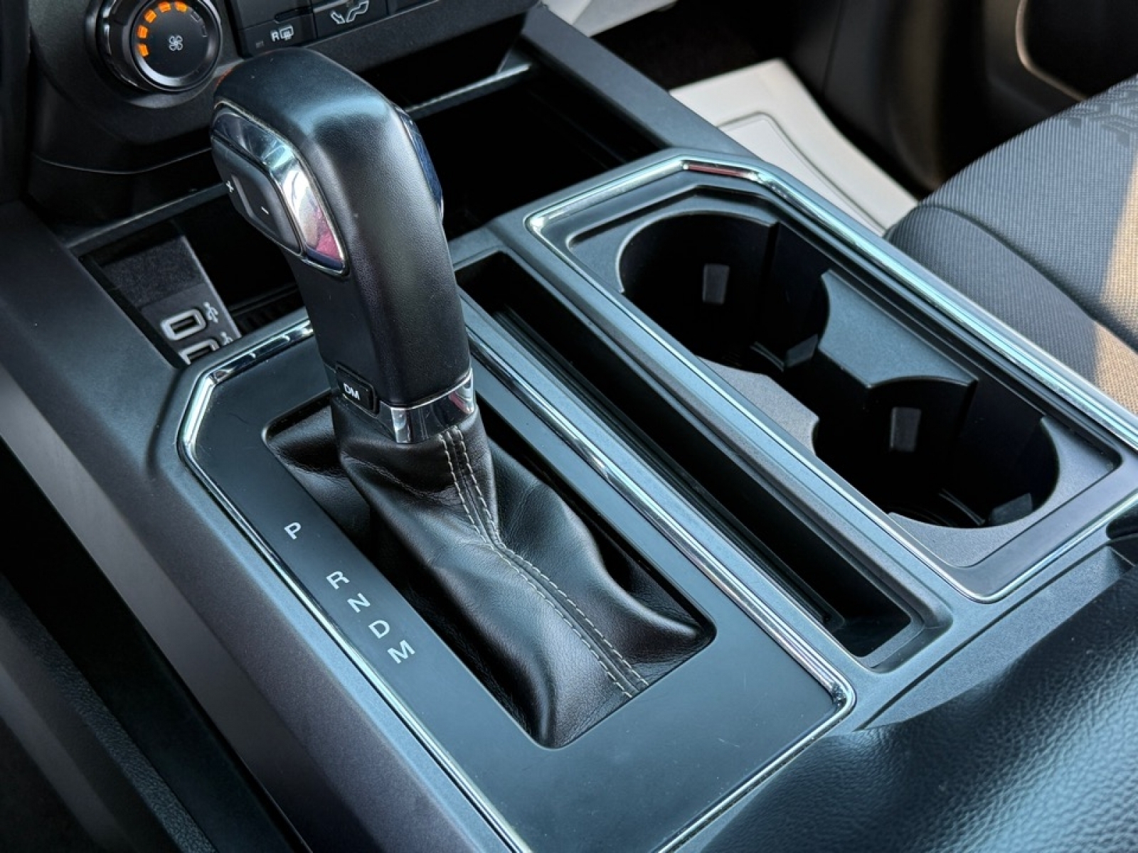 2019 Ford F-150 XLT photo 35