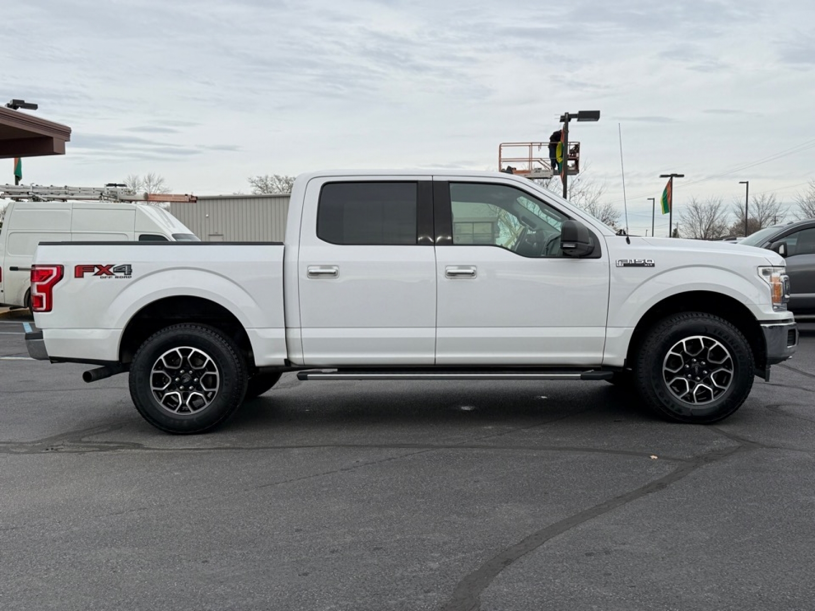 2019 Ford F-150 XLT, 39108, Photo
