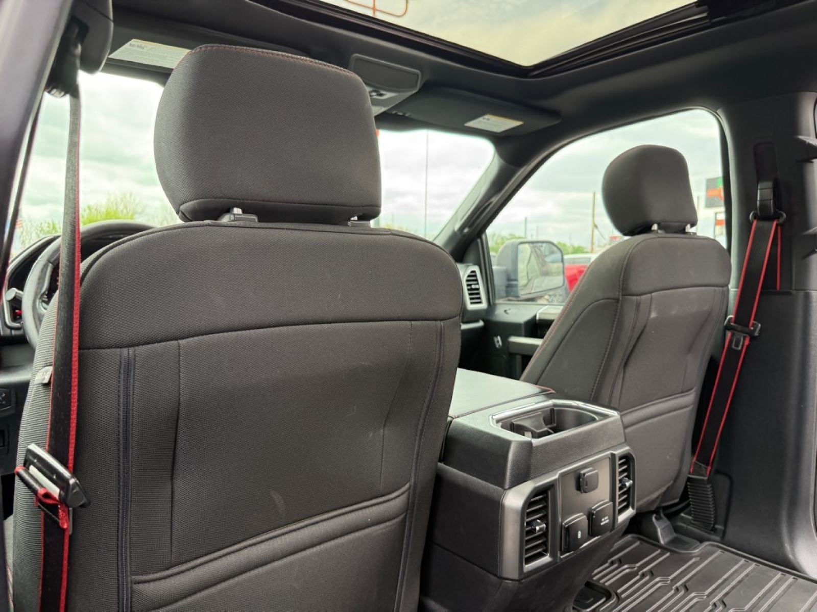 2019 Ford F-150 XLT, 39757, Photo