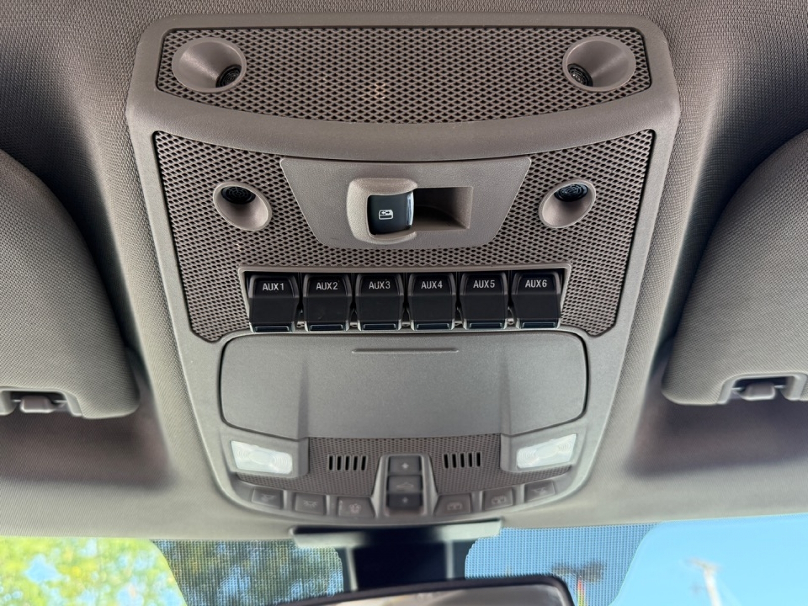 2019 Ford F-350 LARIAT, 38604, Photo