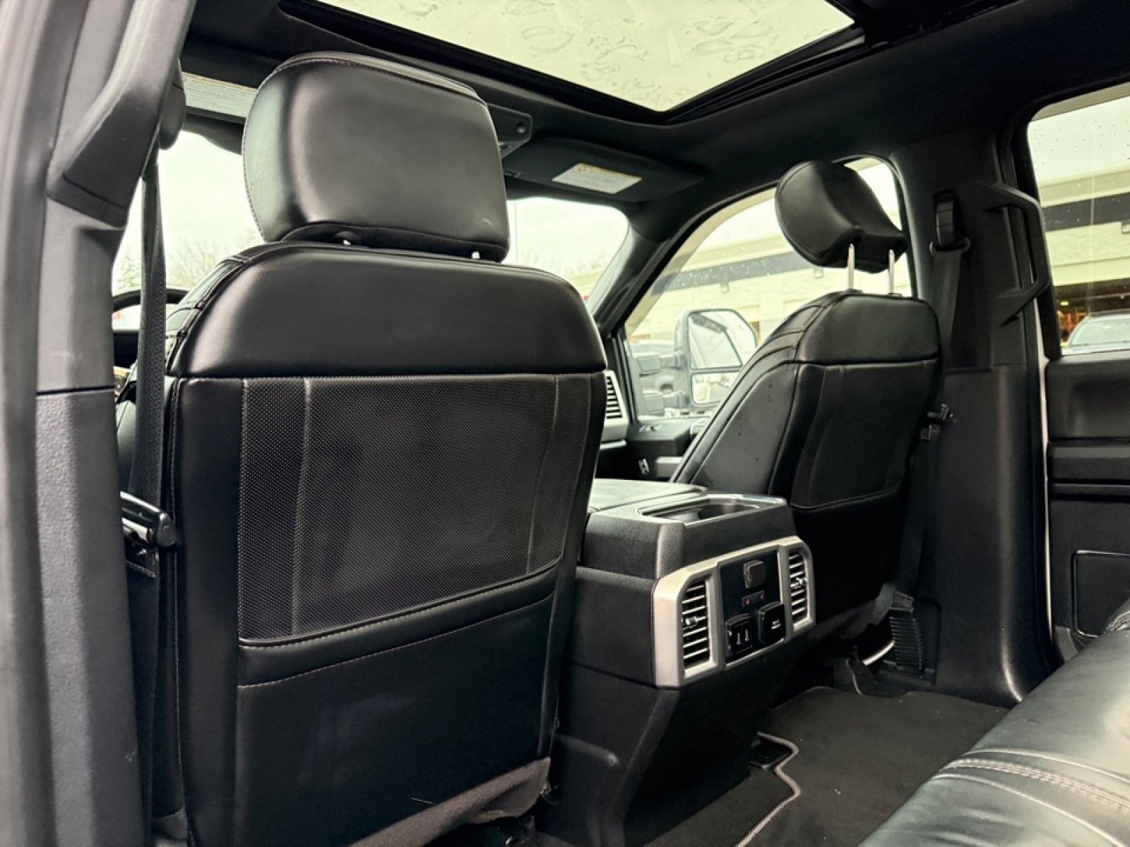 2019 Ford F-350 Platinum, 38913A, Photo