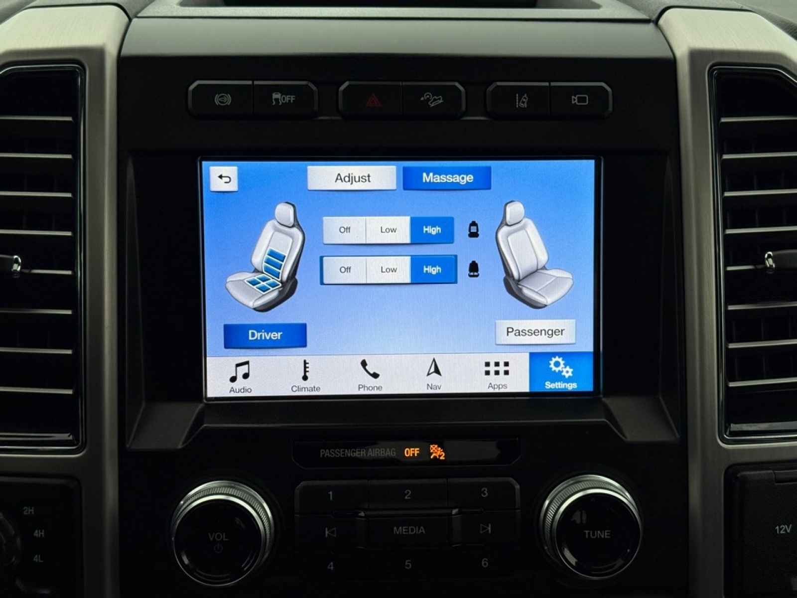 2019 Ford F-350 Platinum, 38913A, Photo