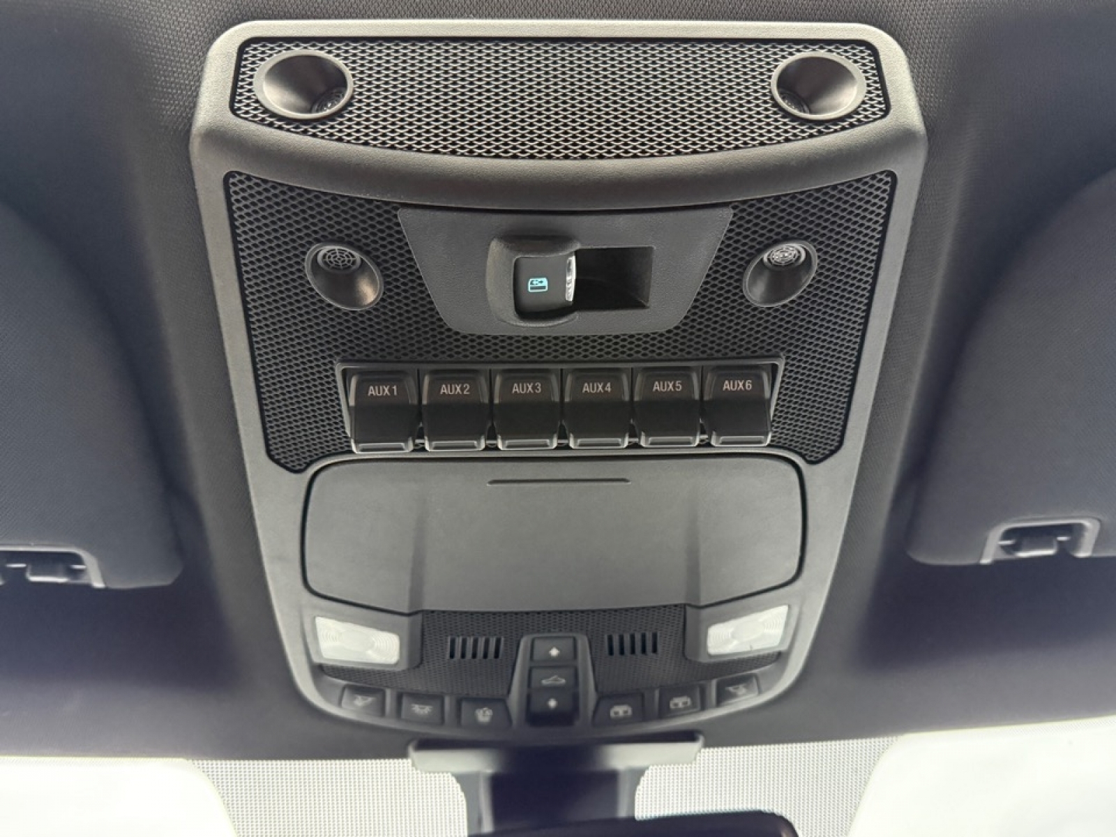 2019 Ford F-350 Platinum, 38913A, Photo