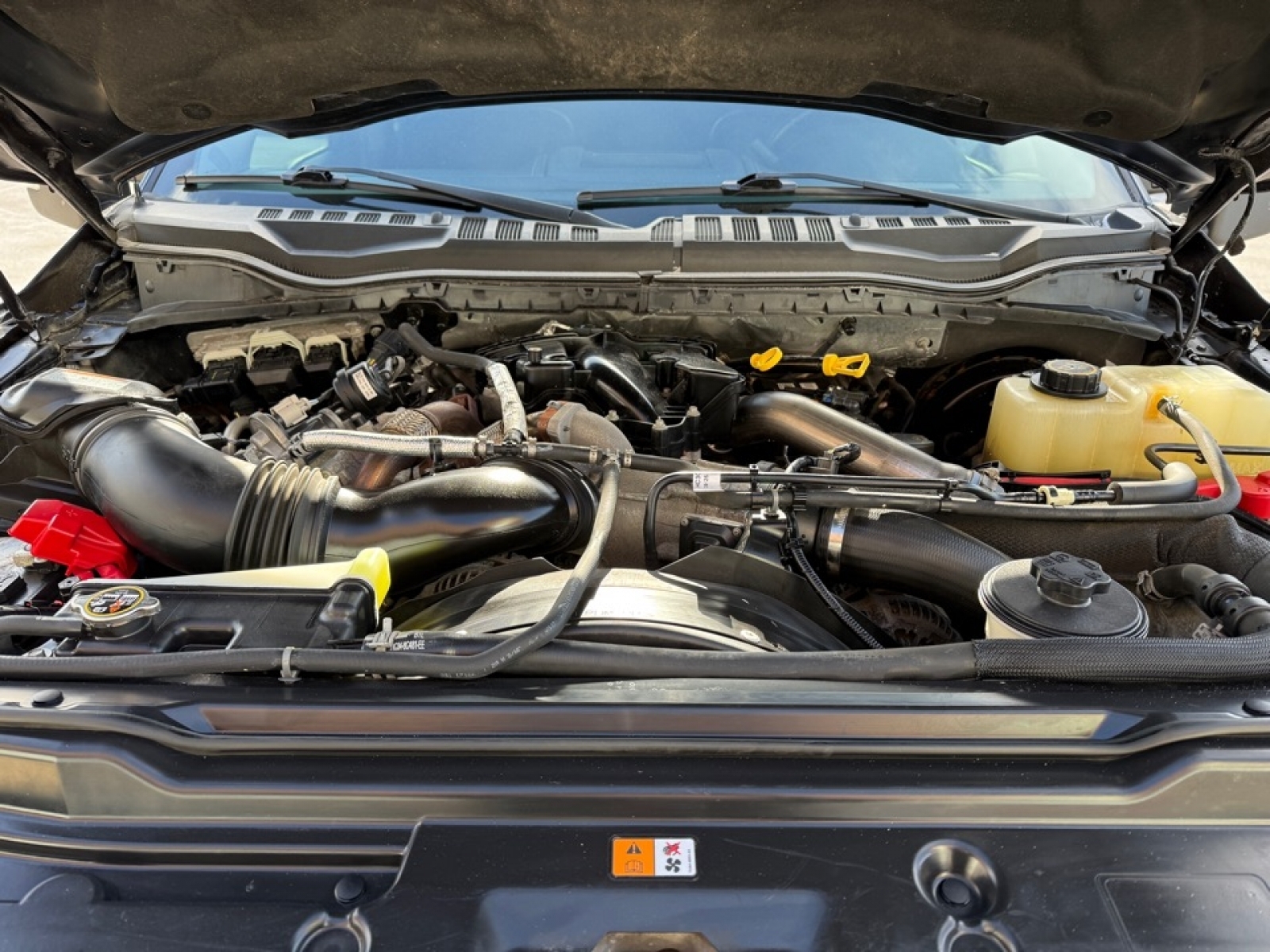 2019 Ford F-350 LARIAT, 39270, Photo