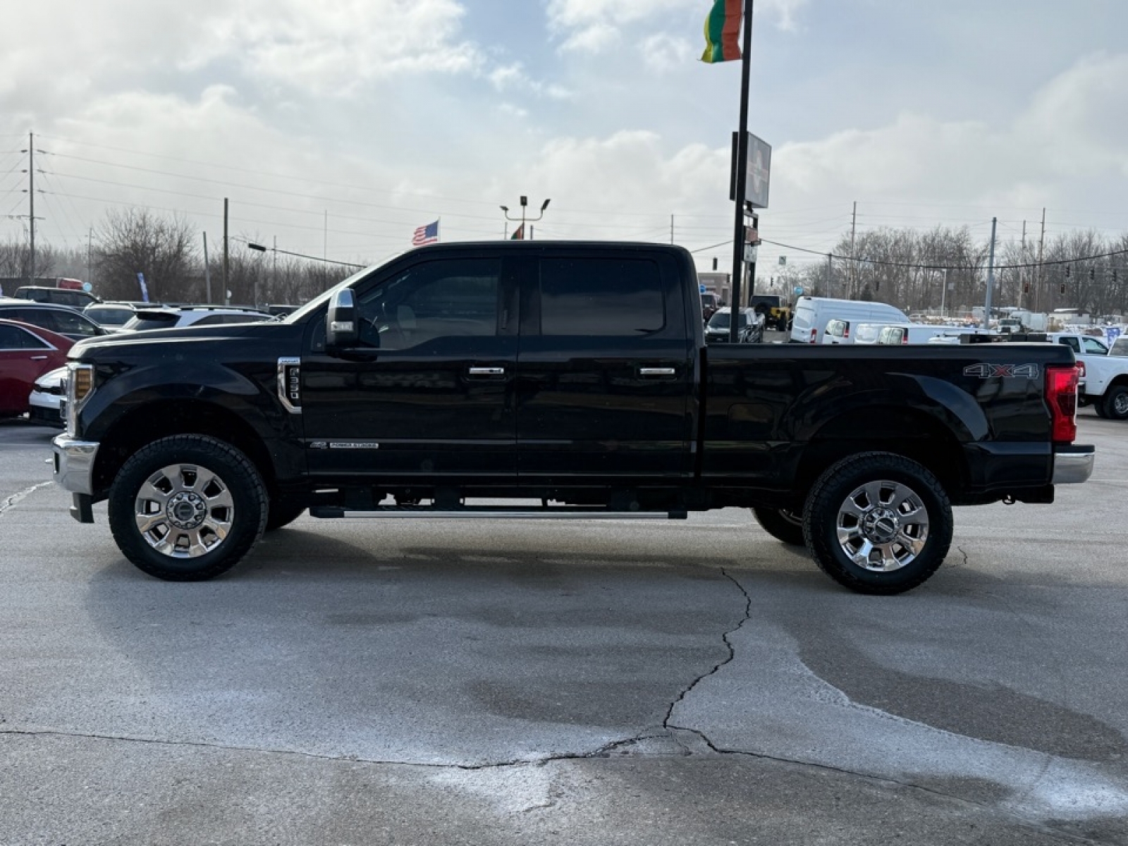 2019 Ford F-350 LARIAT, 39270, Photo