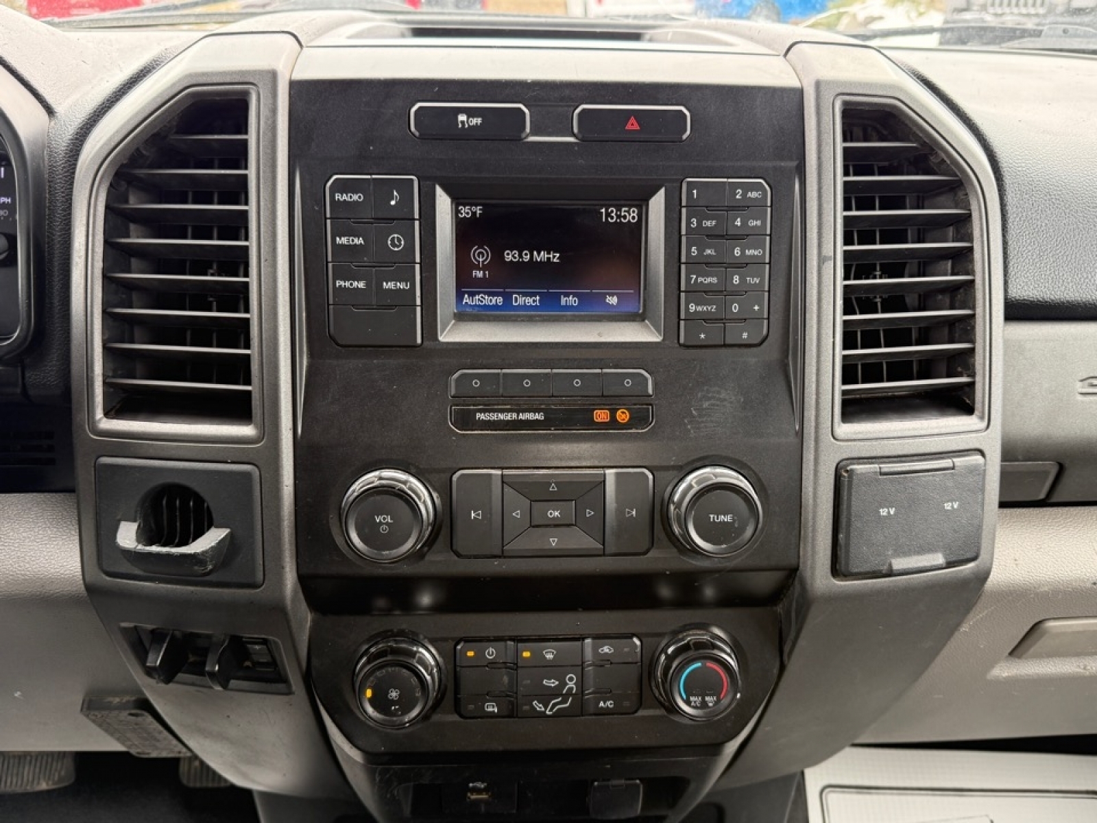 2019 Ford F-450 Chassis XL, 39526, Photo