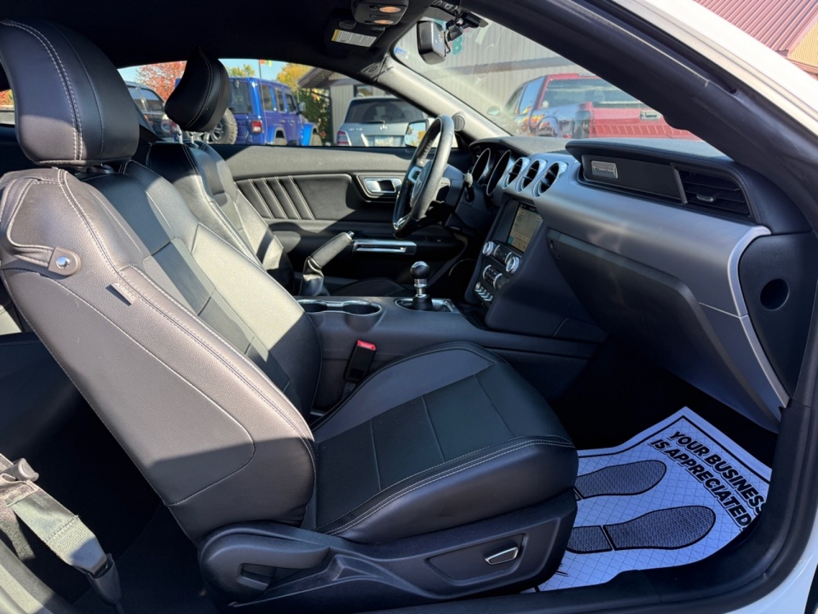 2019 Ford Mustang EcoBoost Premium, 39115, Photo