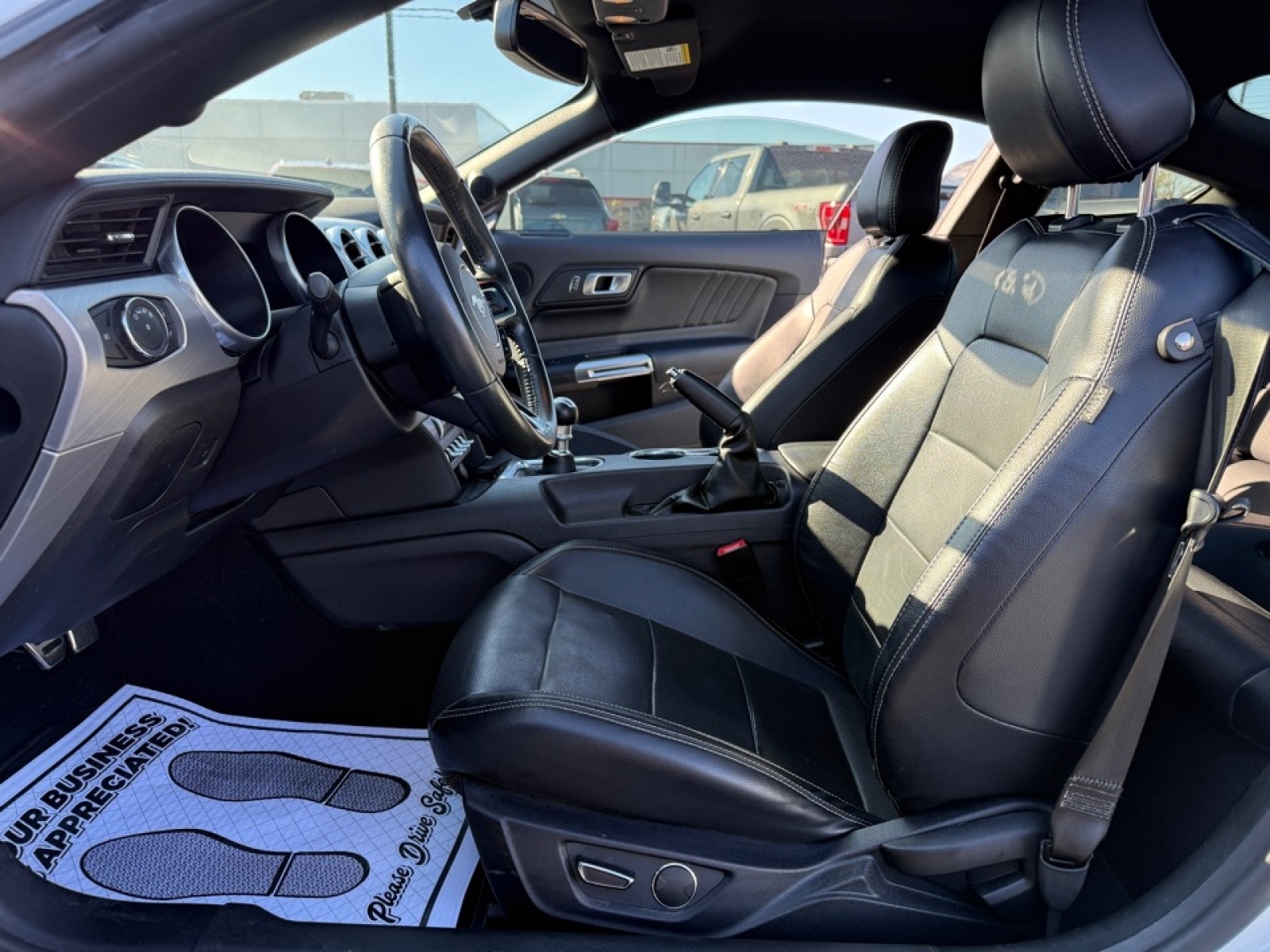 2019 Ford Mustang EcoBoost Premium, 39115, Photo