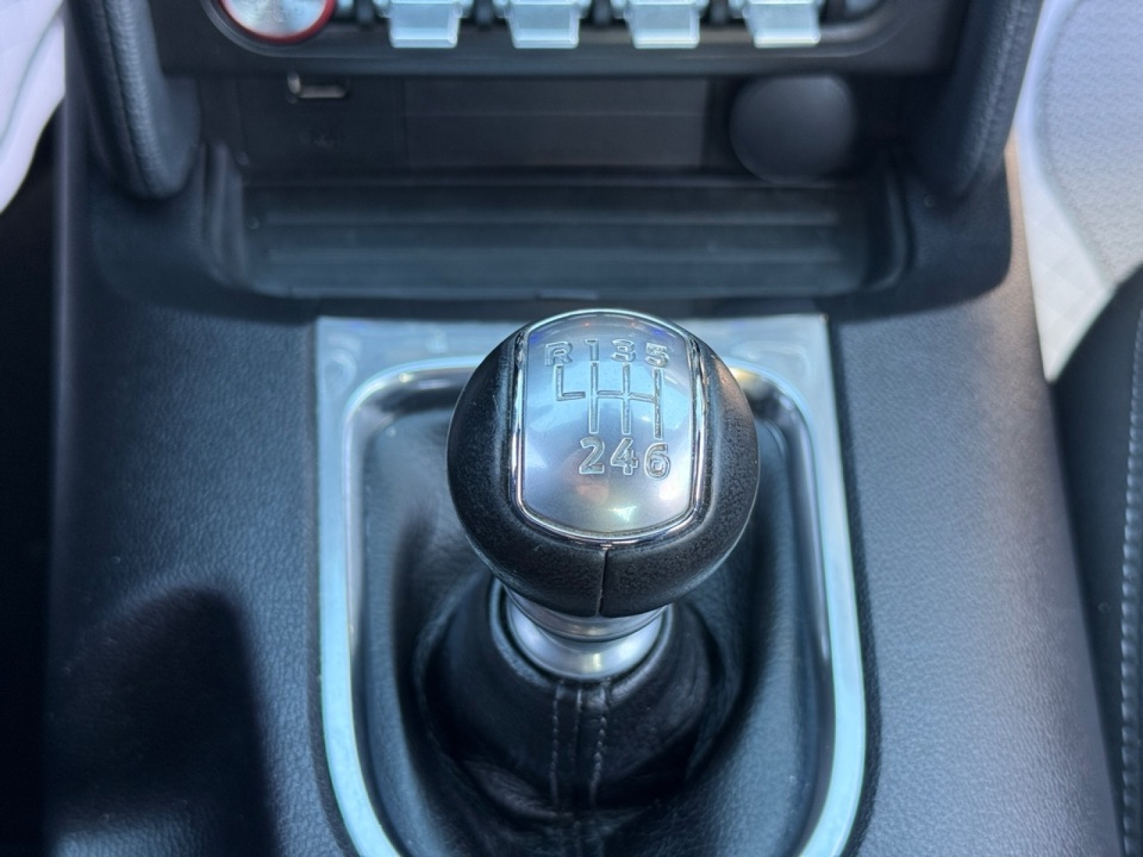 2019 Ford Mustang EcoBoost Premium, 39115, Photo