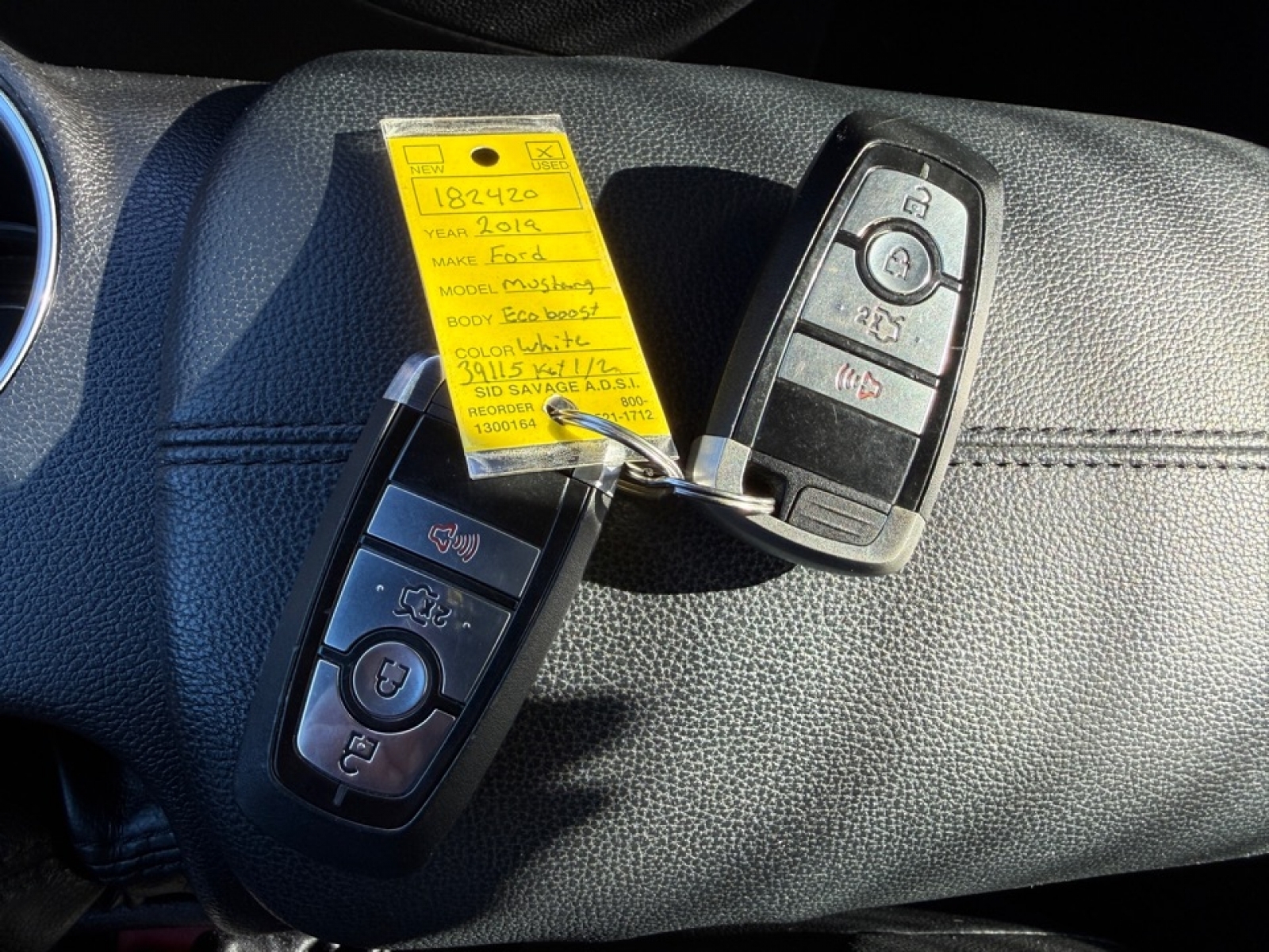 2019 Ford Mustang EcoBoost Premium, 39115, Photo