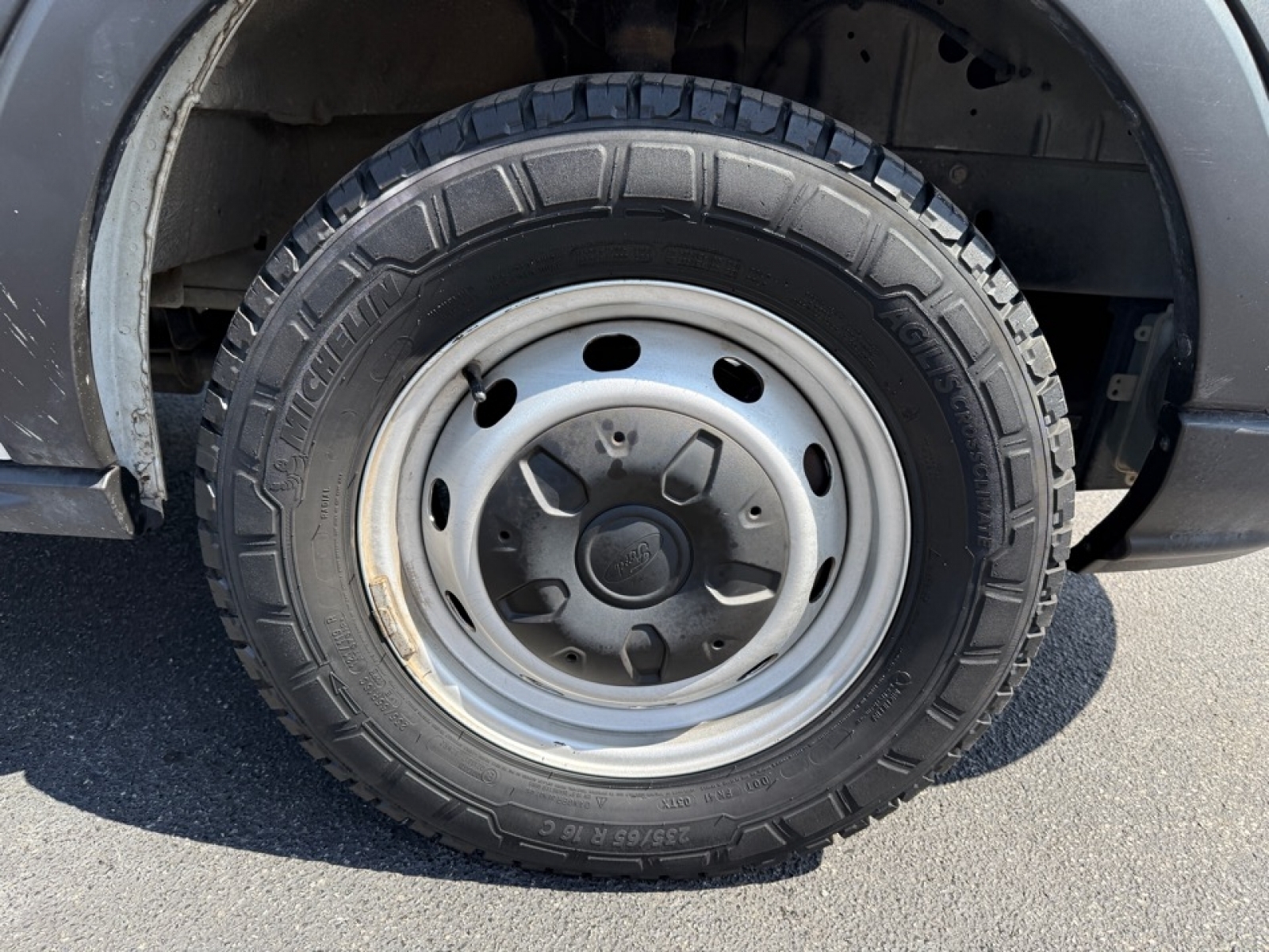 2019 Ford Transit photo 32