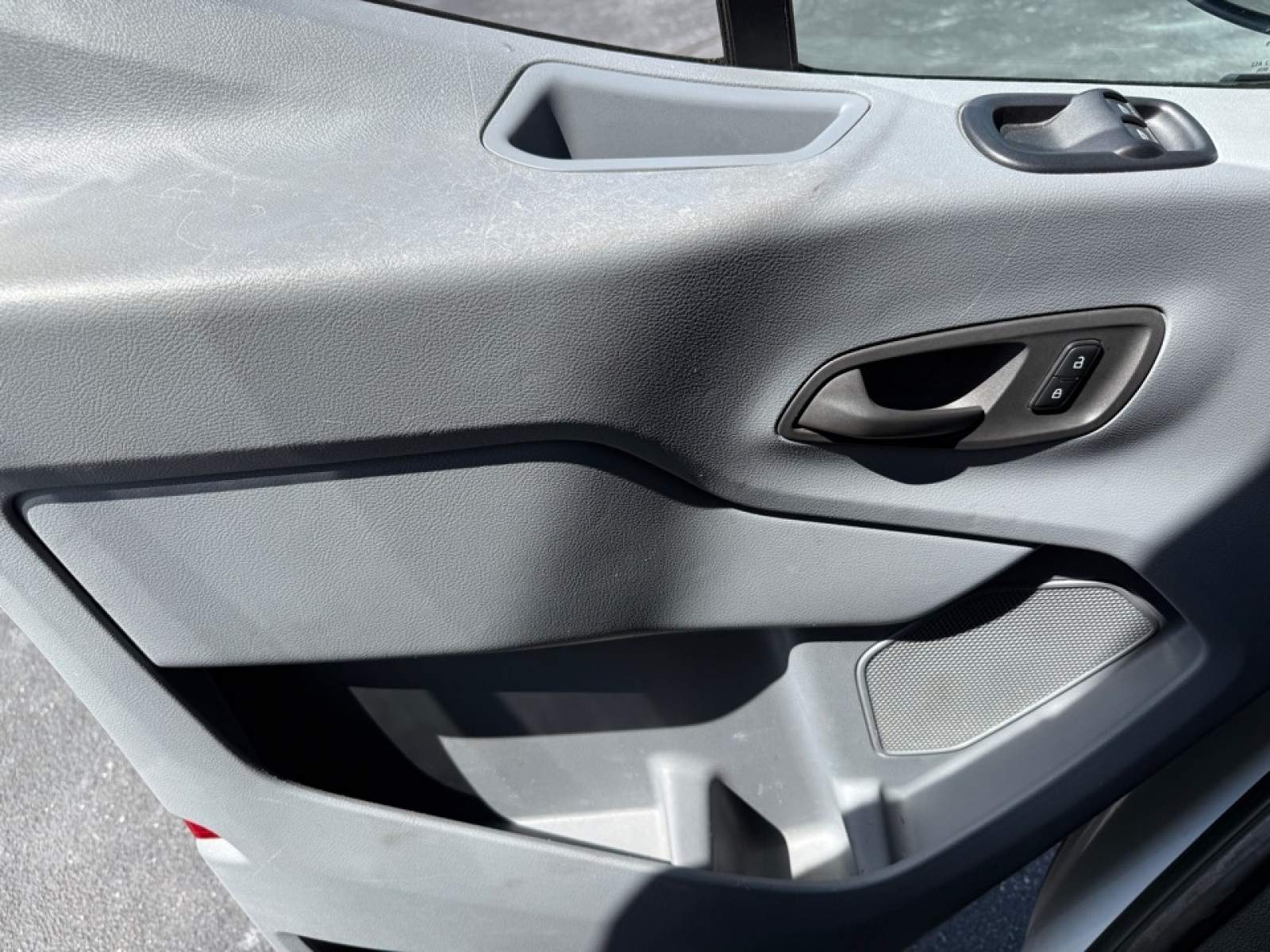 2019 Ford Transit photo 30