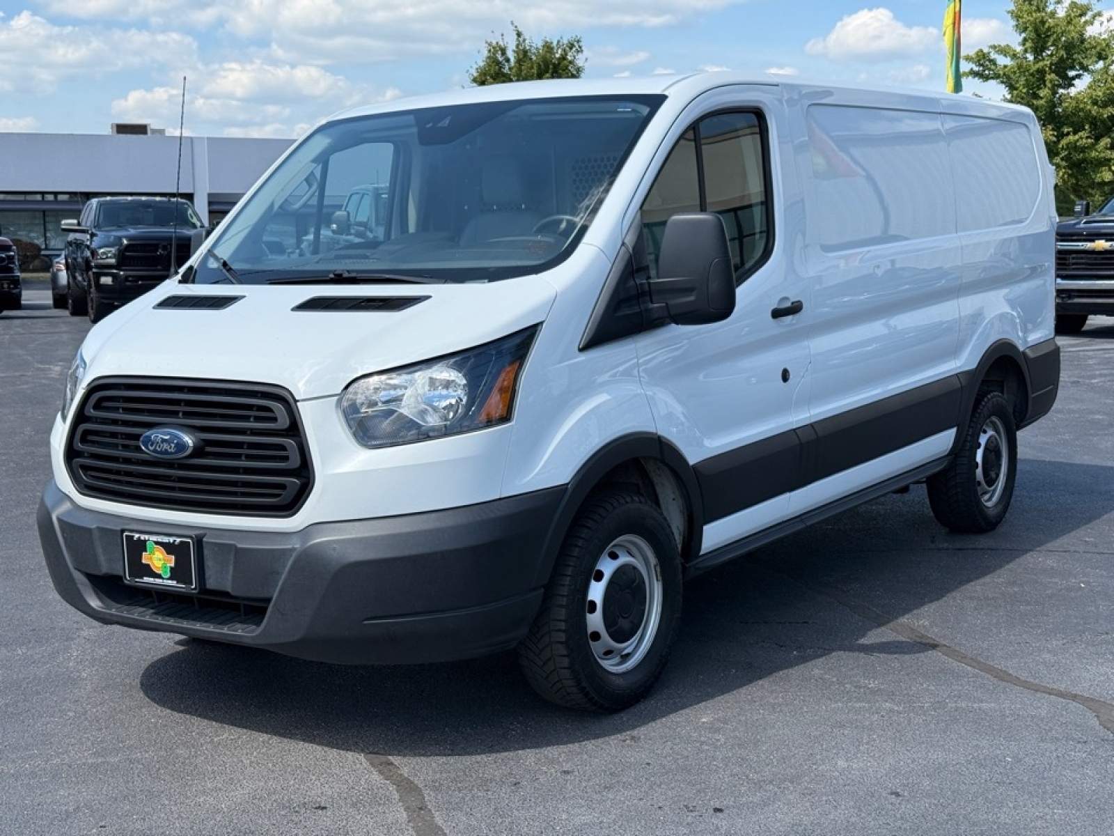 2019 Ford Transit photo 2