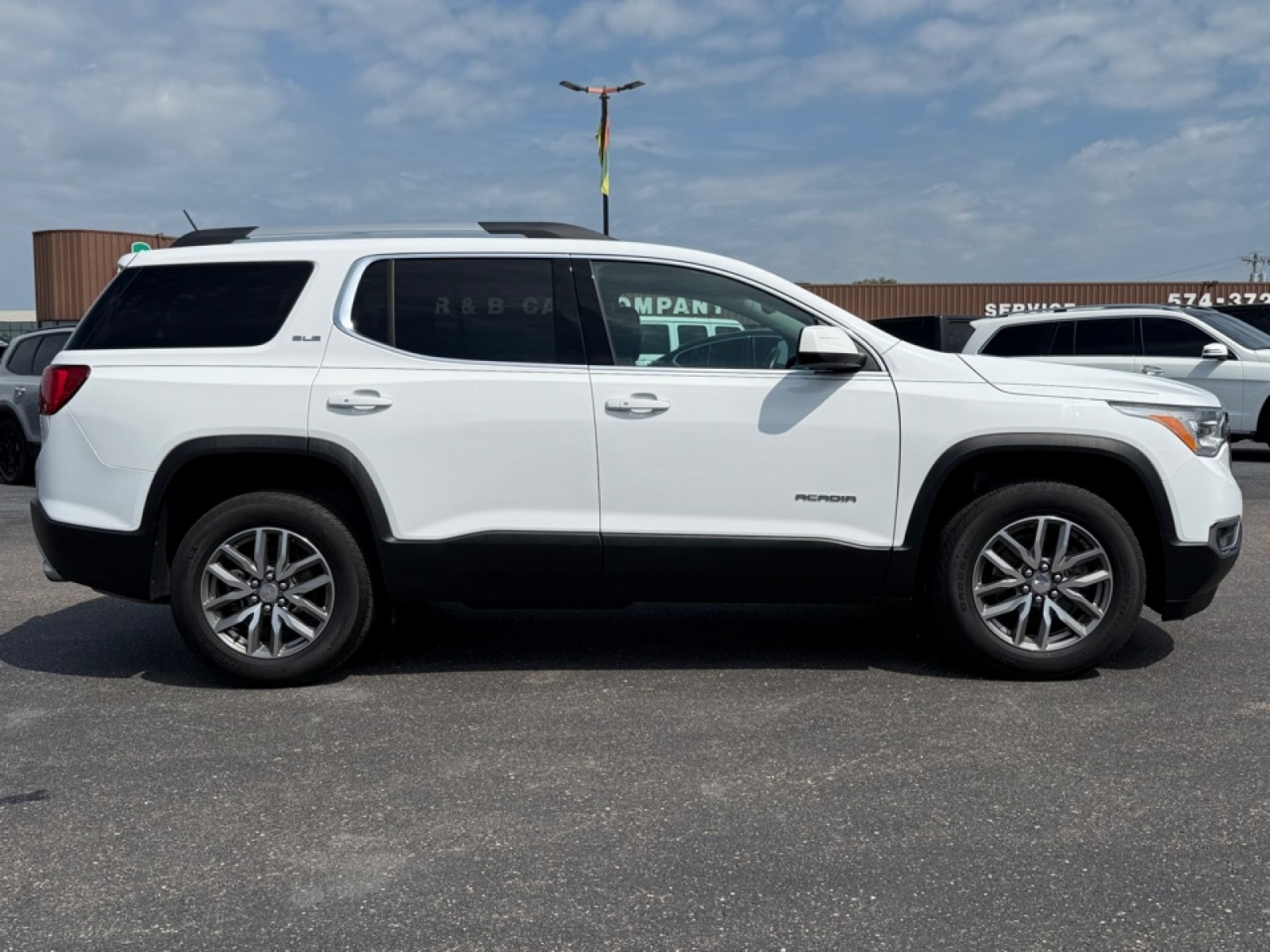 2019 GMC Acadia SLE-2, 38762, Photo
