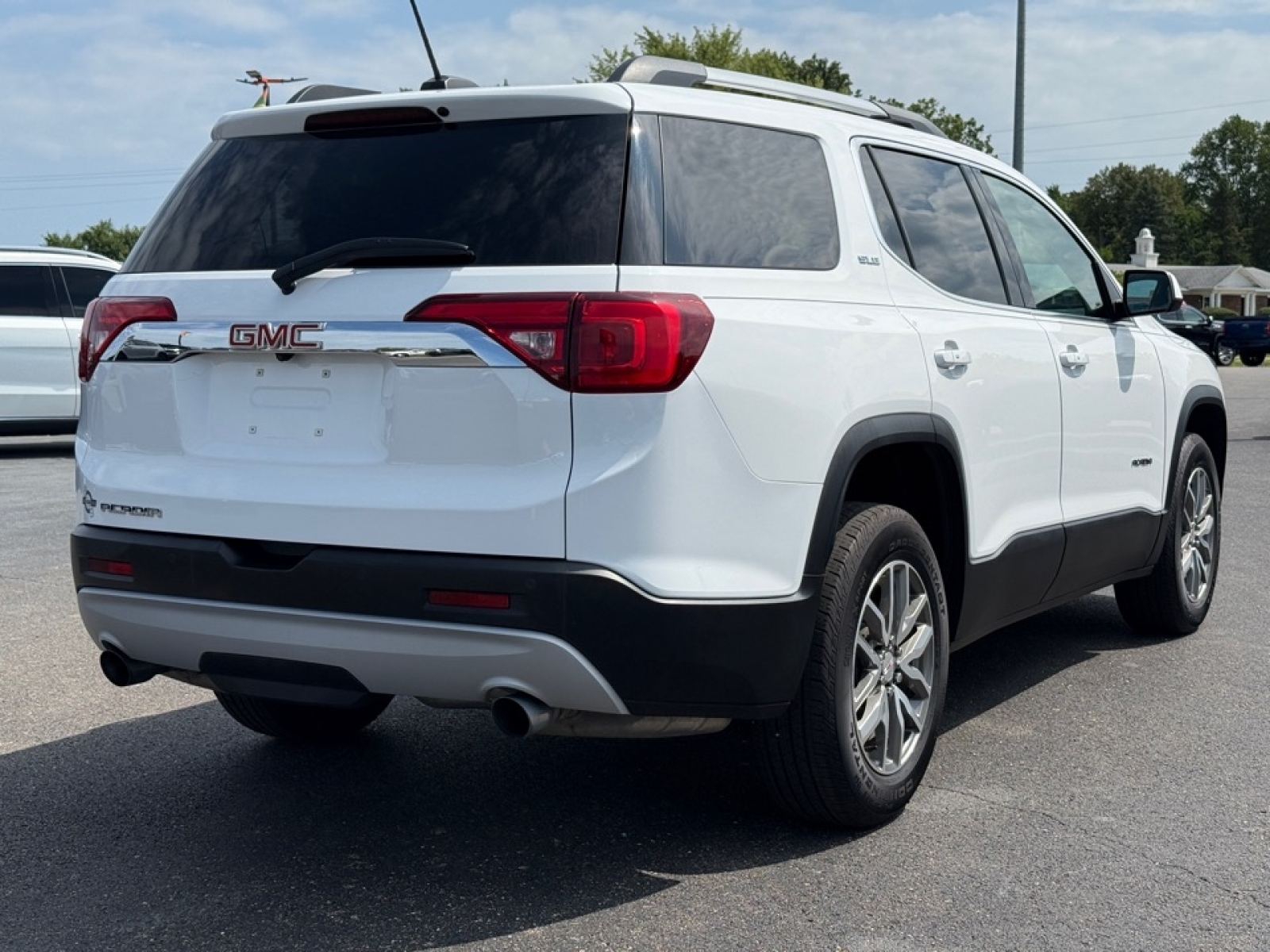 2019 GMC Acadia SLE-2, 38762, Photo