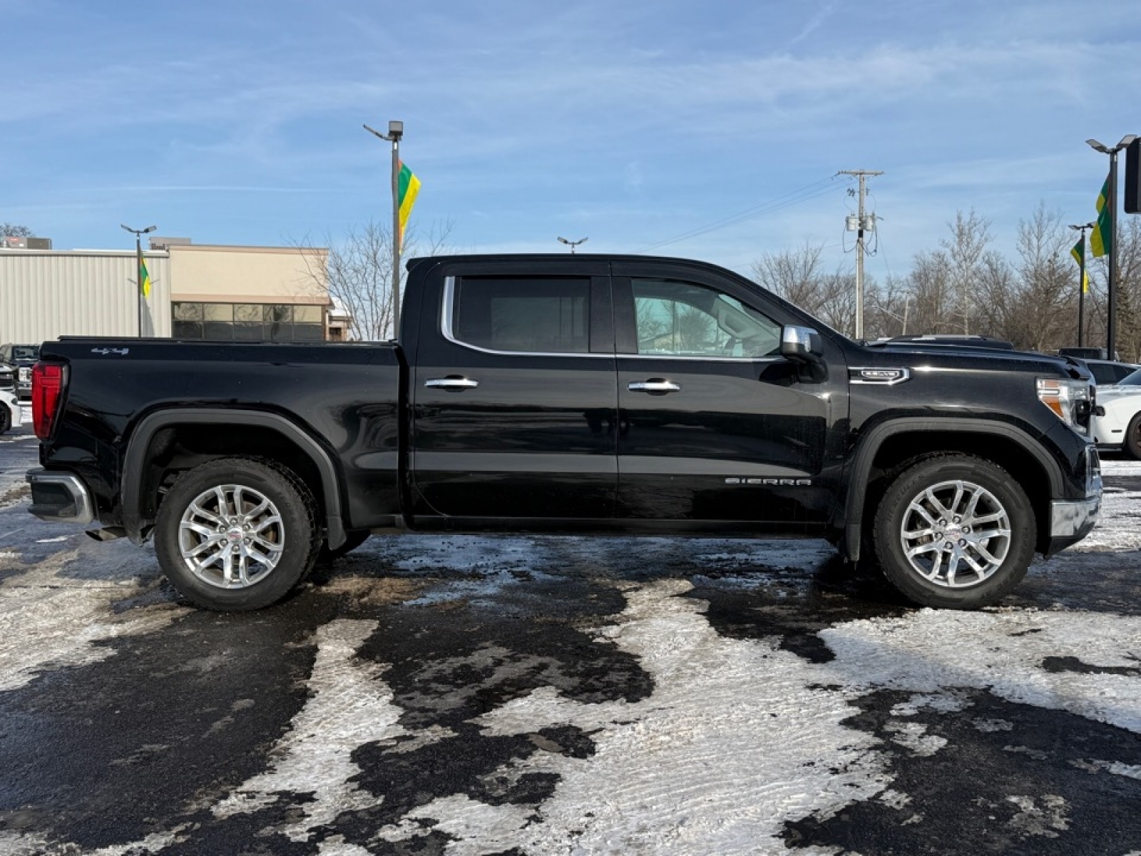 2019 GMC Sierra 1500 SLT, 39156, Photo