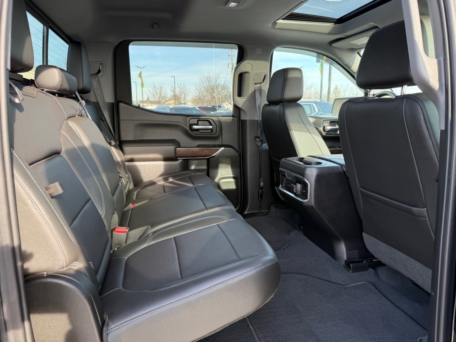 2019 GMC Sierra 1500 SLT, 39156, Photo