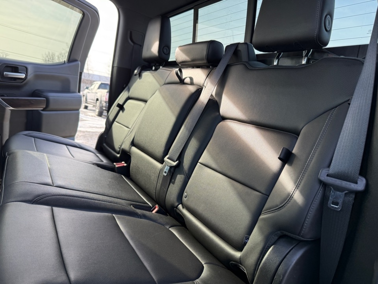 2019 GMC Sierra 1500 SLT, 39156, Photo