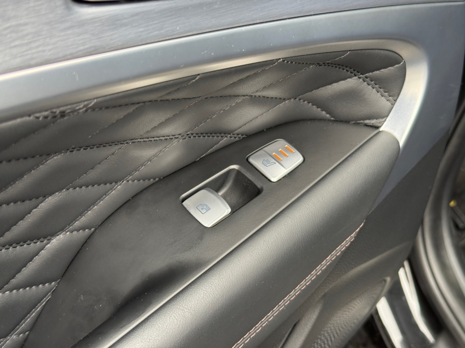 2019 Genesis G70 2.0T Advanced, 38514A, Photo