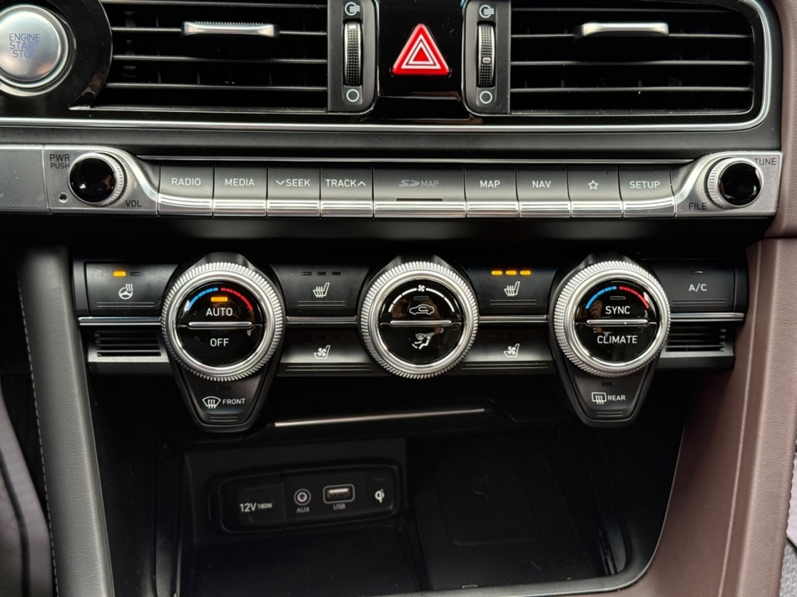 2019 Genesis G70 2.0T Advanced, 38514A, Photo