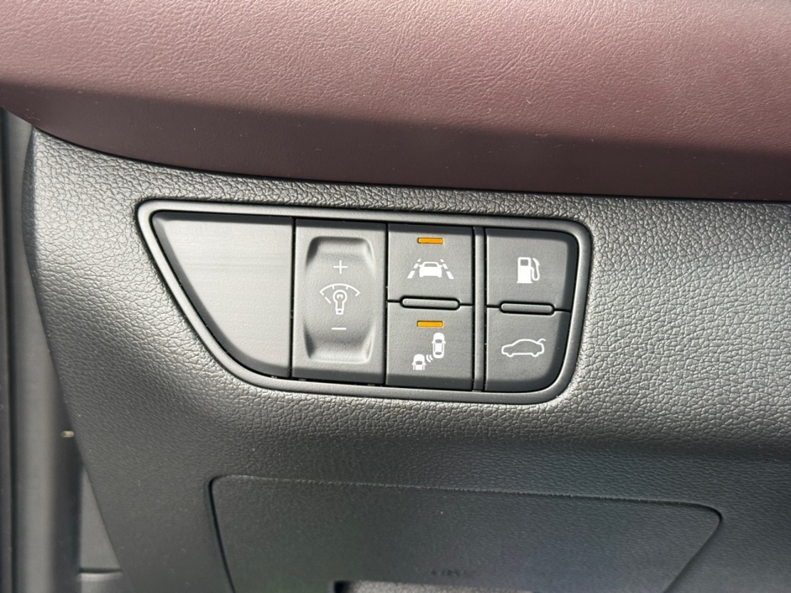 2019 Genesis G70 2.0T Advanced, 38514A, Photo