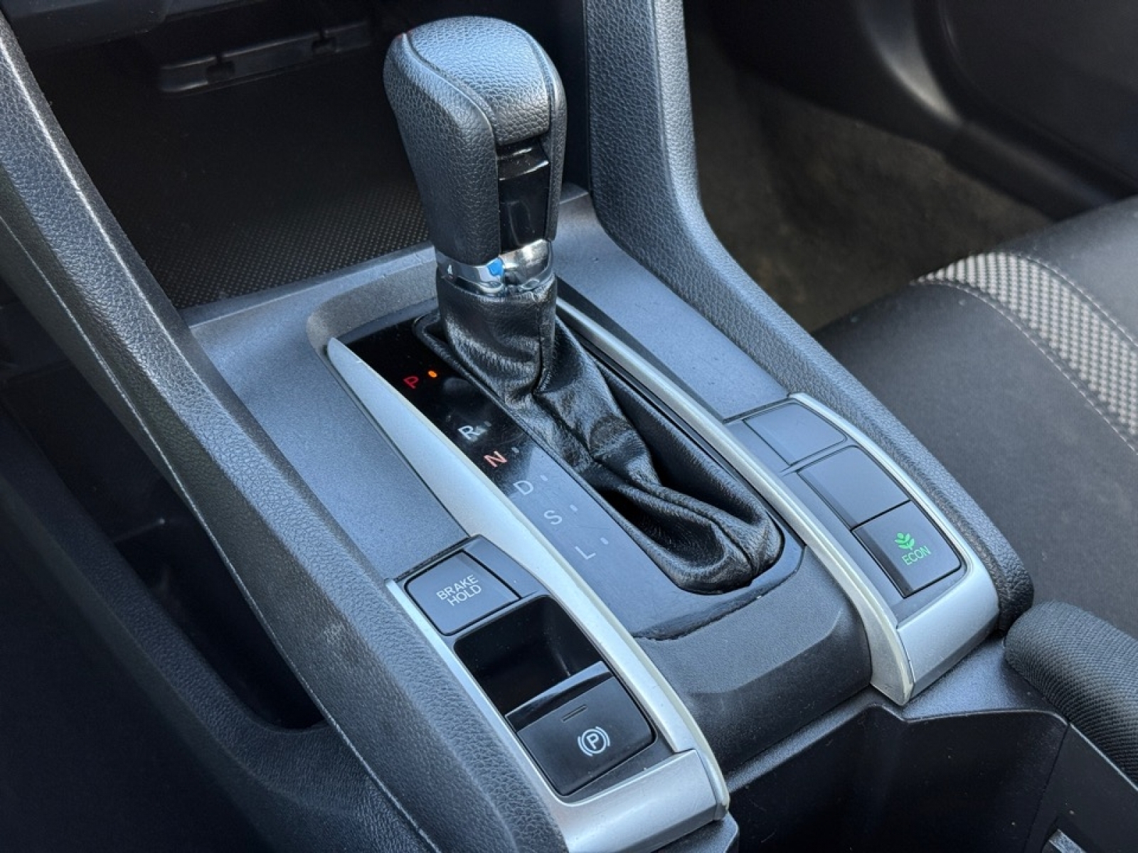 2019 Honda Civic LX photo 26