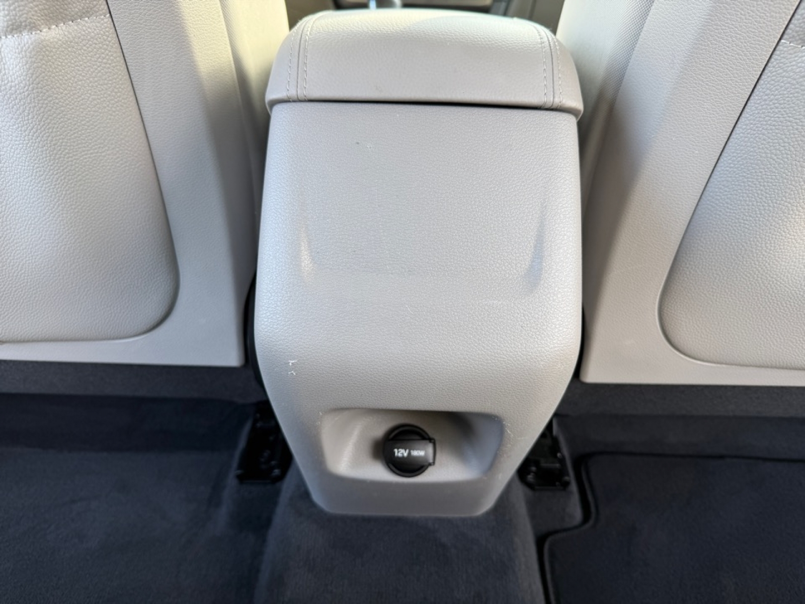 2019 Hyundai Sonata Hybrid SE, 39439, Photo