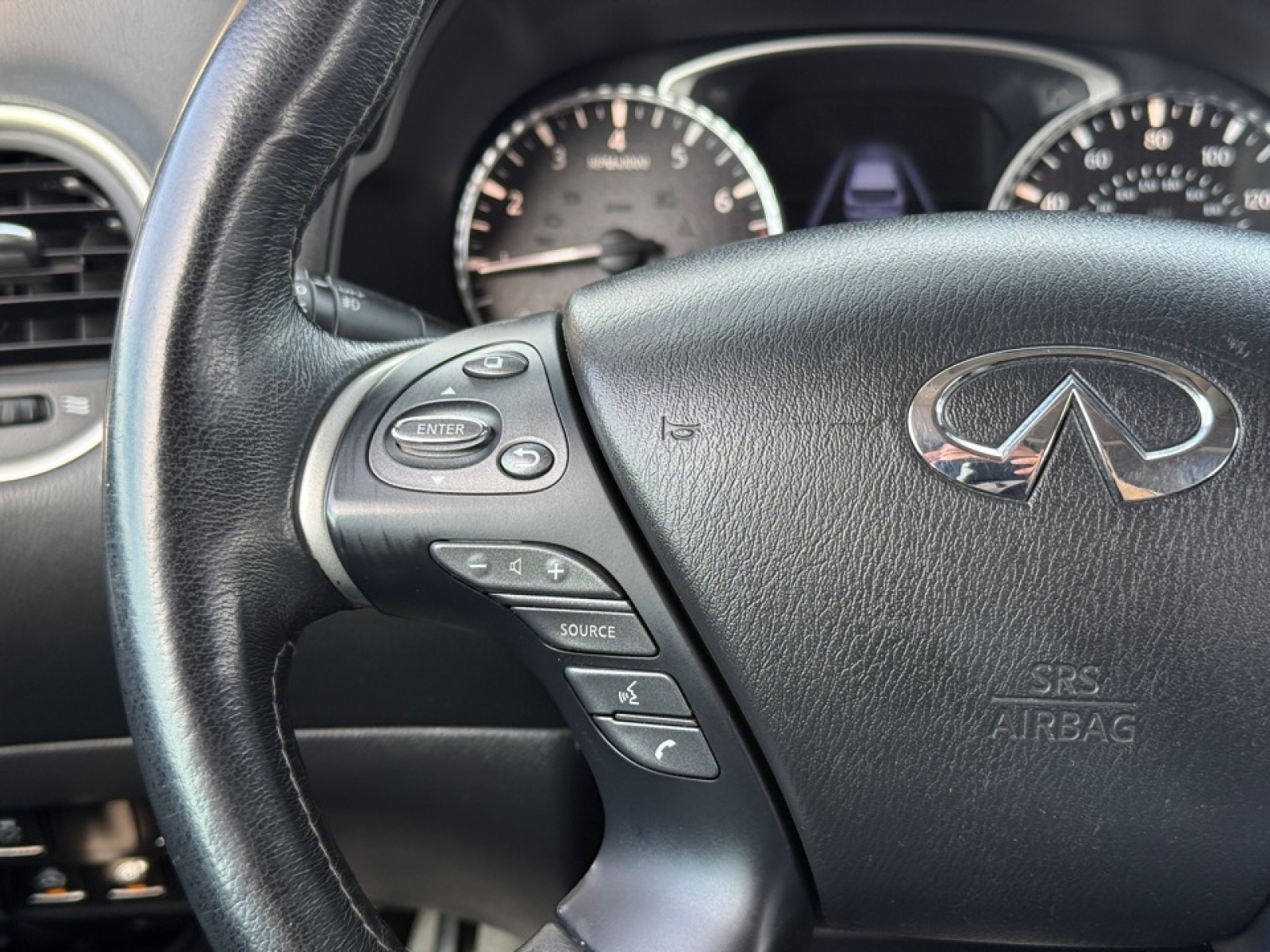 2019 INFINITI QX60 PURE, 39276, Photo