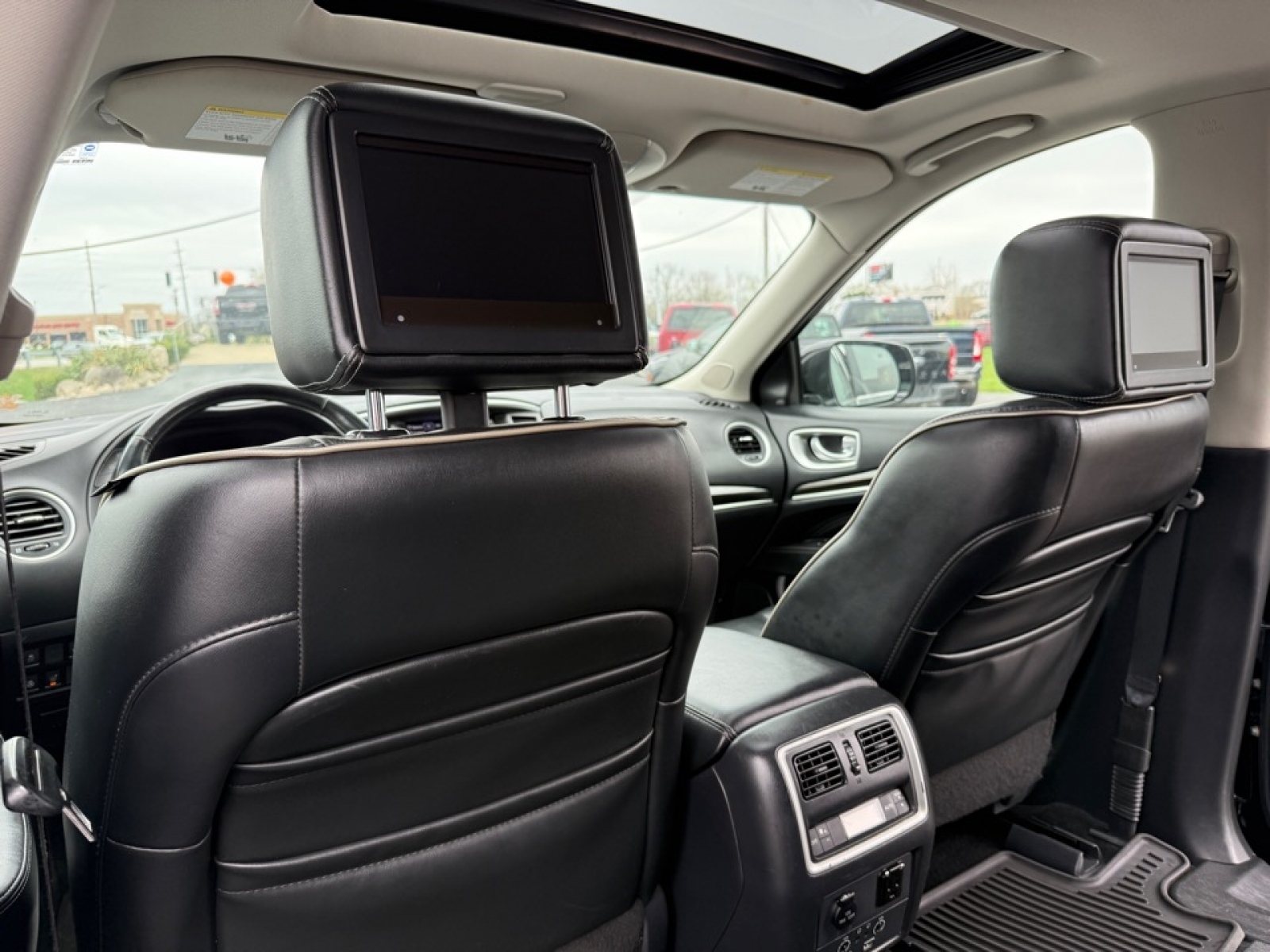 2019 INFINITI QX60 LUXE, 39701, Photo