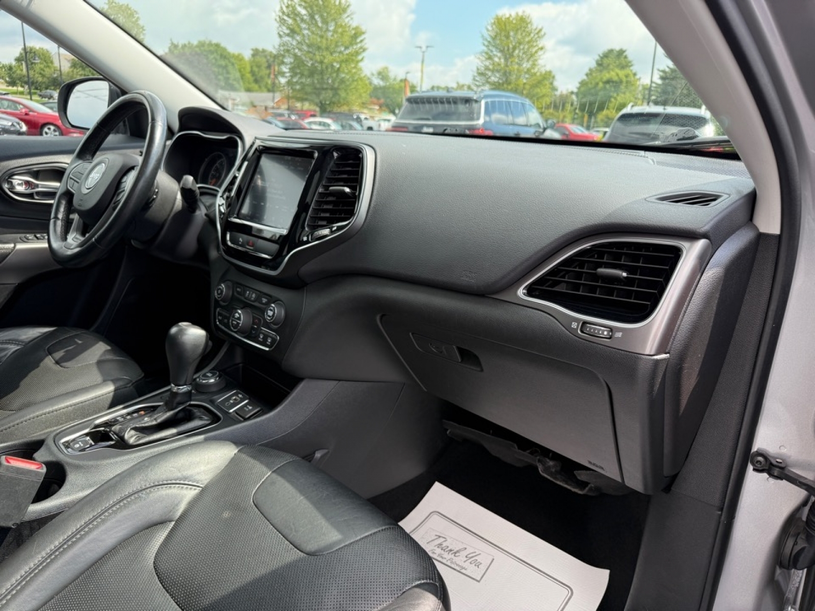 2019 Jeep Cherokee Limited photo 10