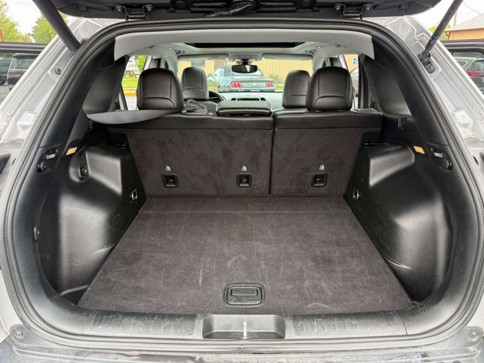 2019 Jeep Cherokee Limited photo 17