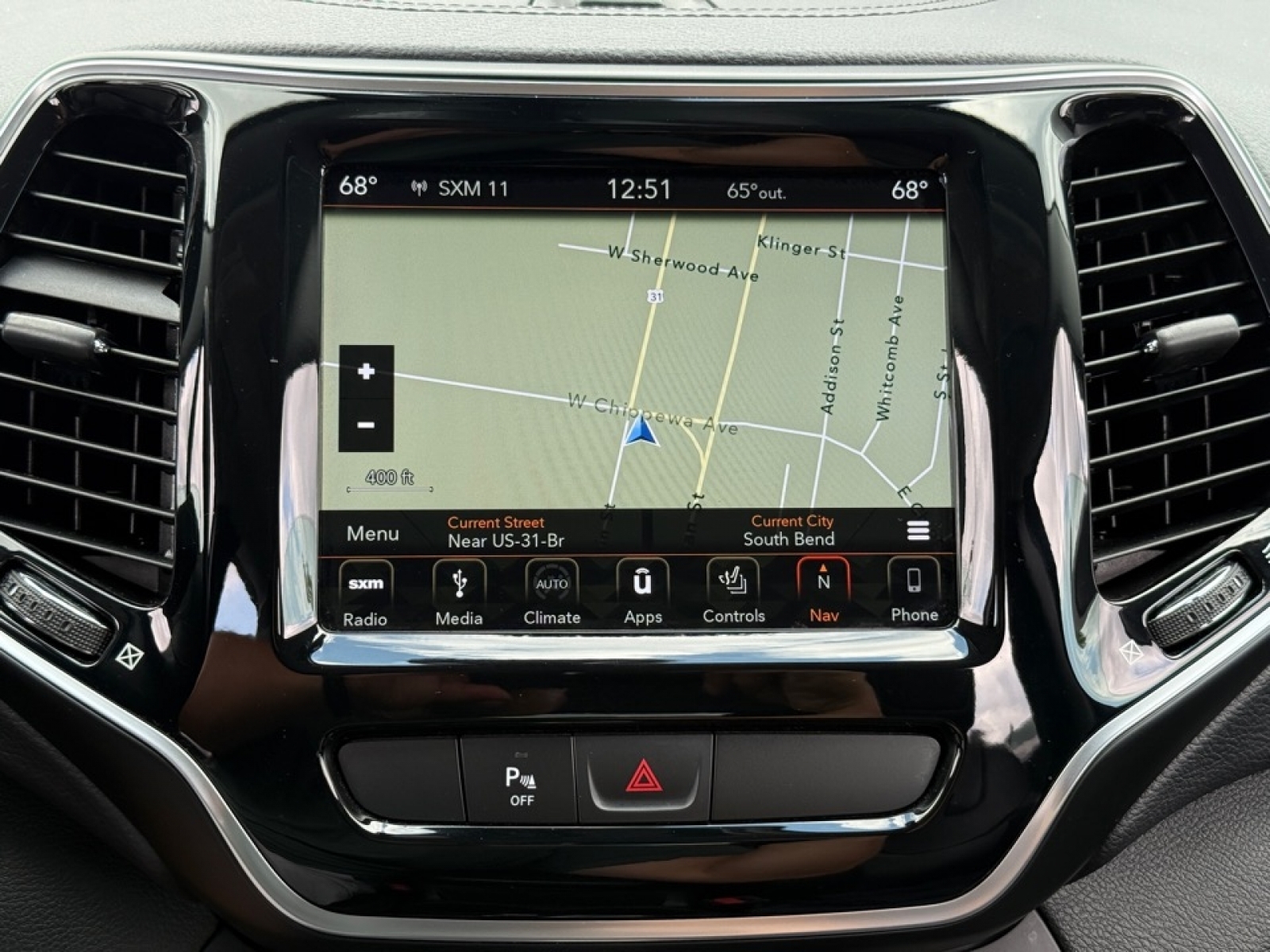 2019 Jeep Cherokee Limited photo 25