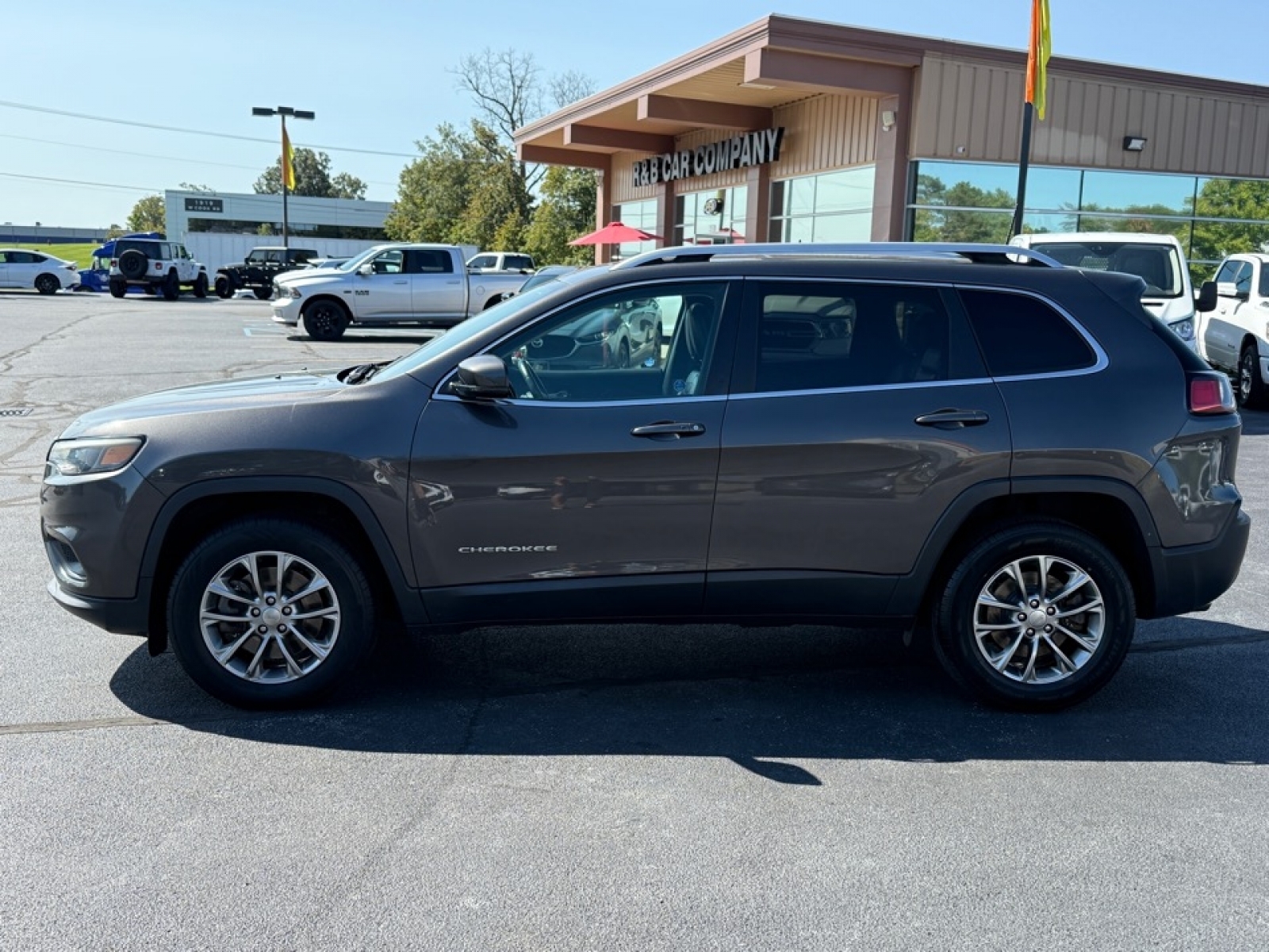 2019 Jeep Cherokee Latitude Plus 4x4, 38875, Photo