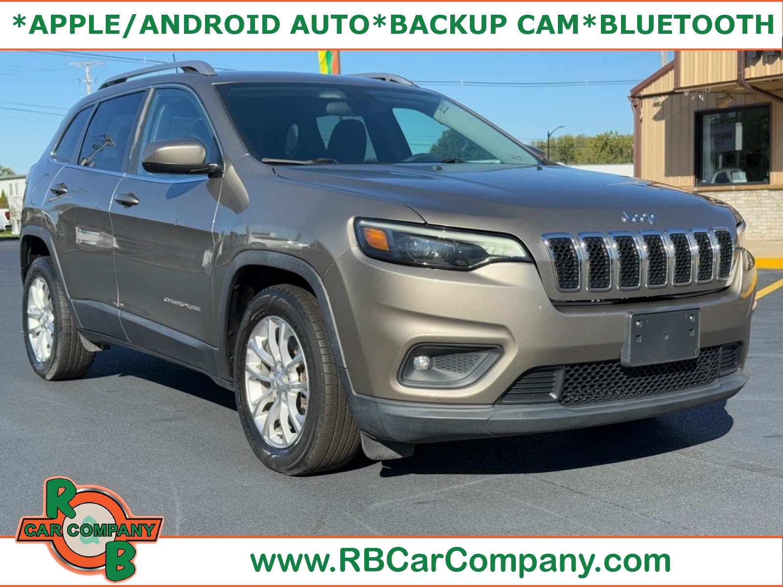 2019 Jeep Grand Cherokee Overland, 38502, Photo 1