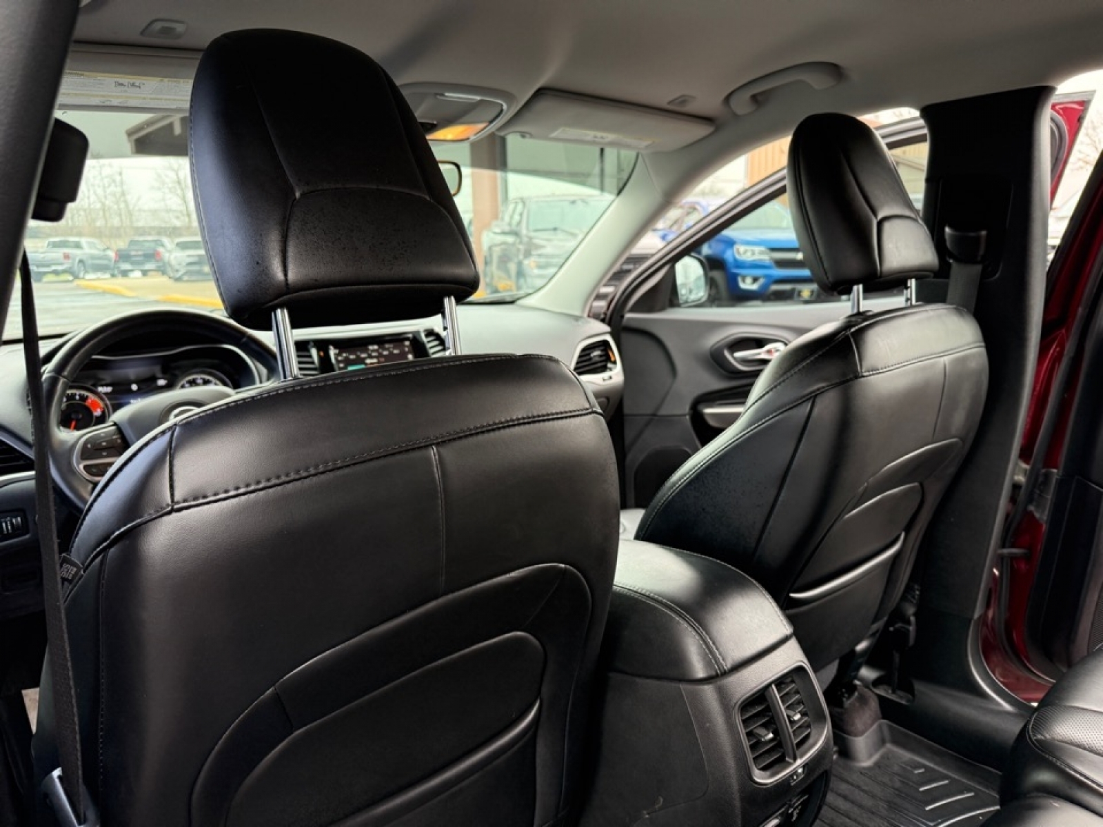 2019 Jeep Cherokee Limited 4x4, 39313, Photo