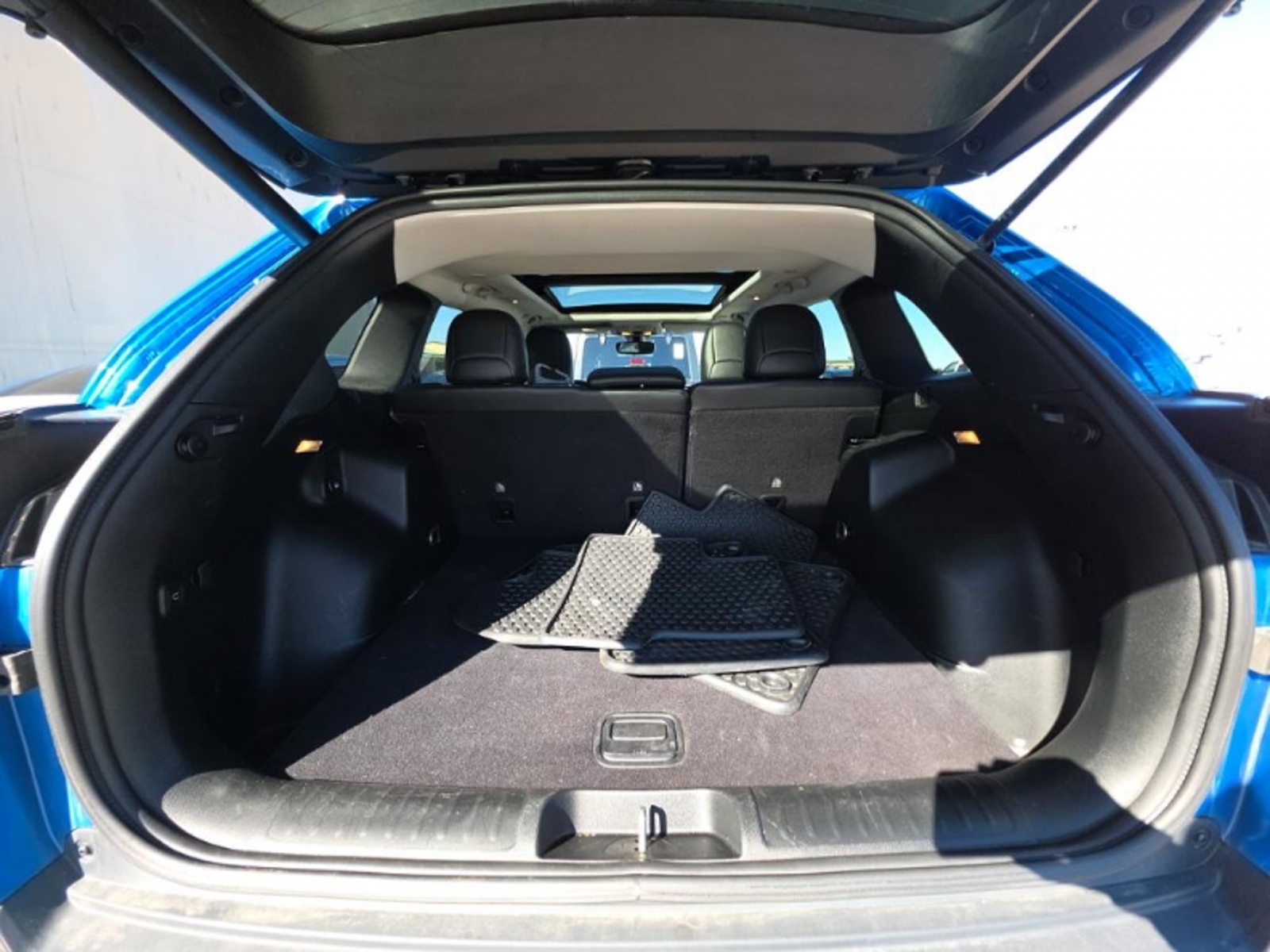 2019 Jeep Cherokee Trailhawk Elite 4x4, 39704, Photo