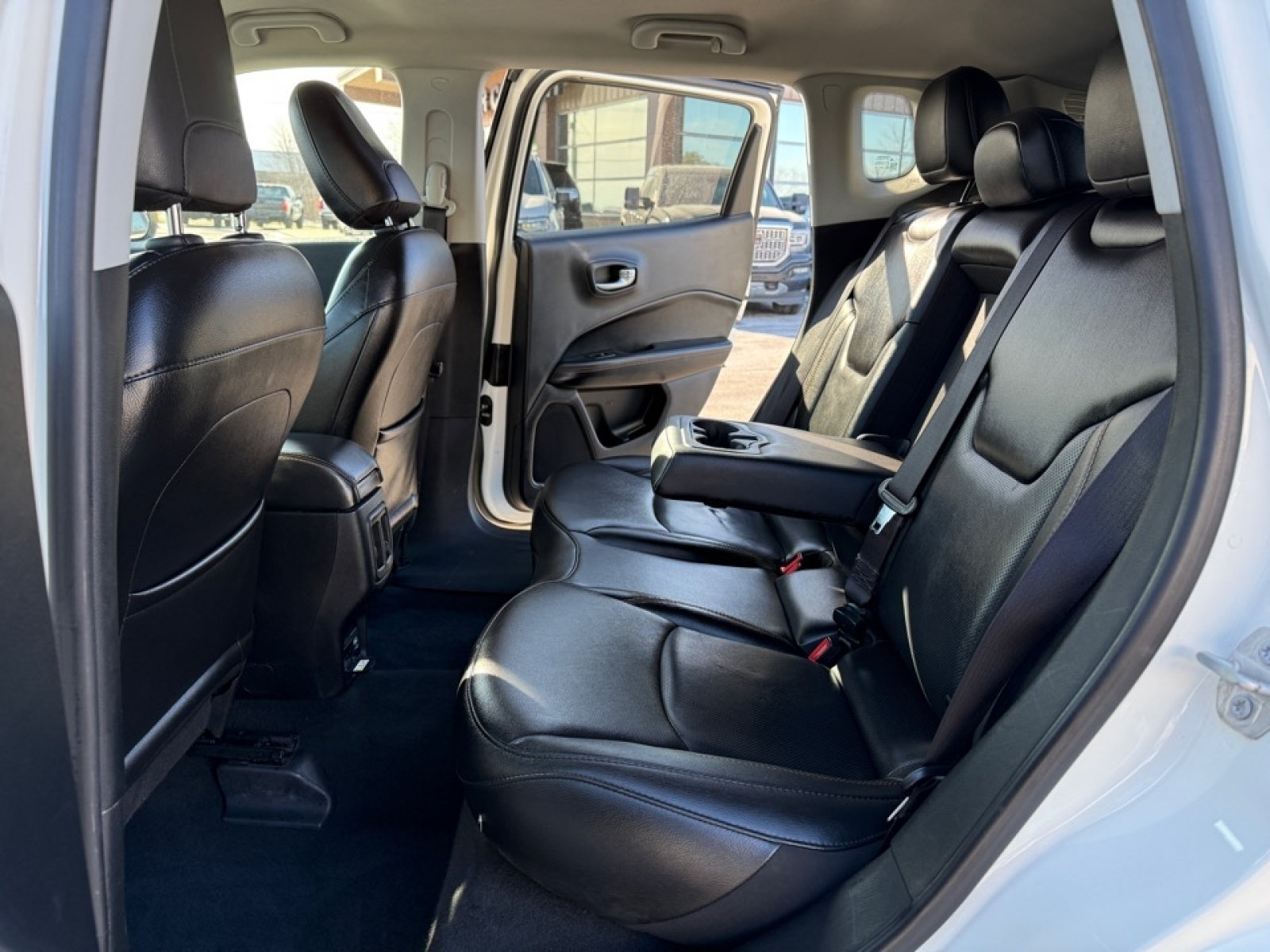 2019 Jeep Compass Limited FWD, 39267, Photo