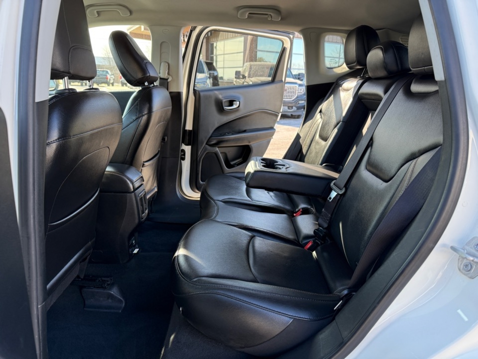 2019 Jeep Compass Limited FWD, 39267, Photo