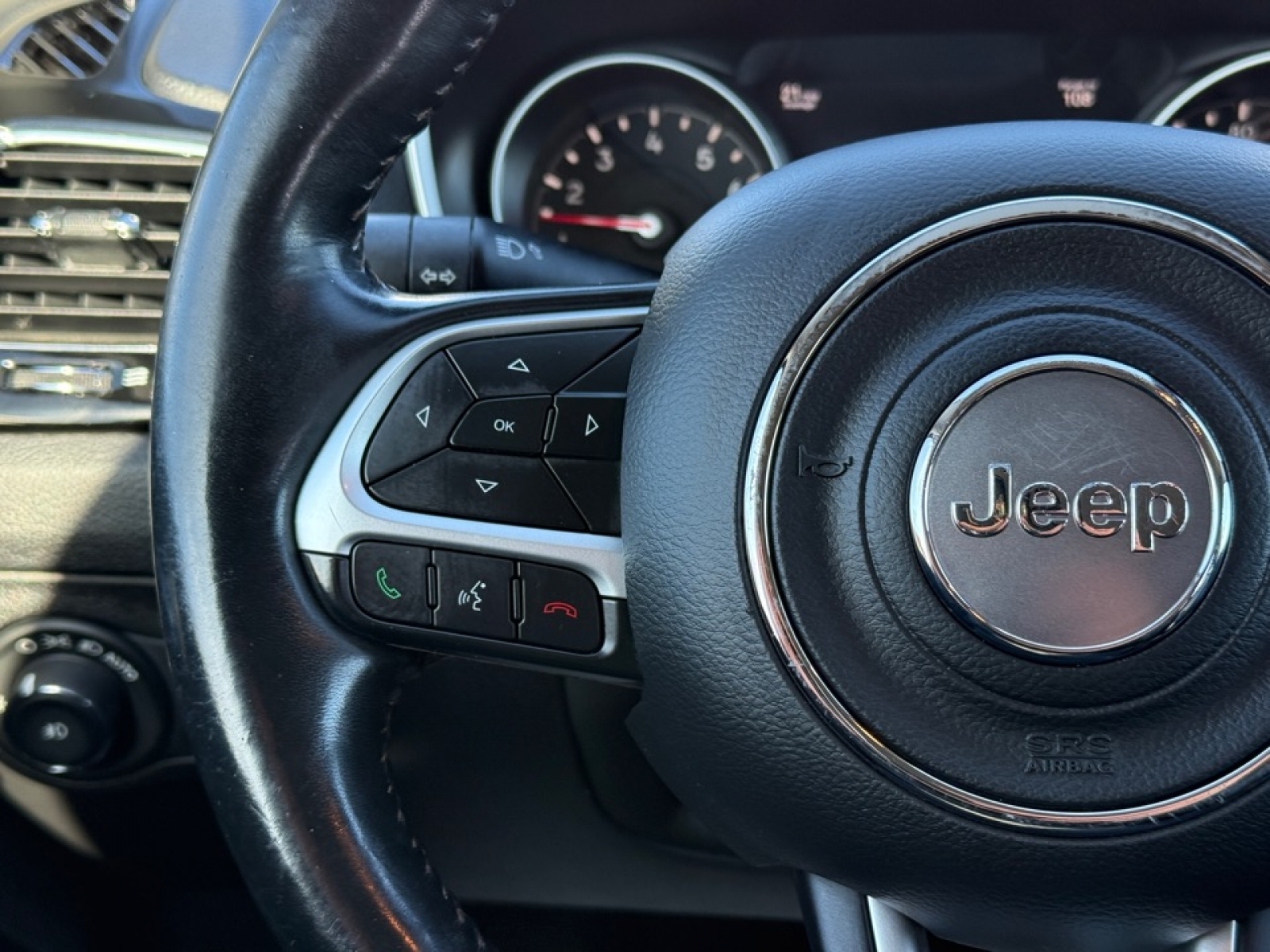2019 Jeep Compass Limited FWD, 39267, Photo