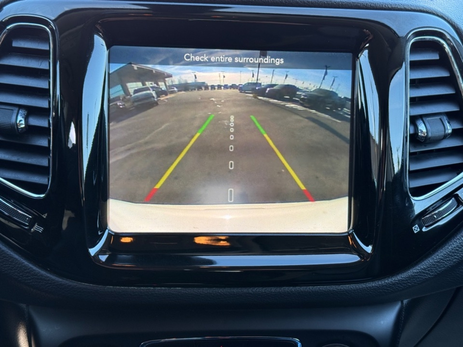 2019 Jeep Compass Limited FWD, 39267, Photo