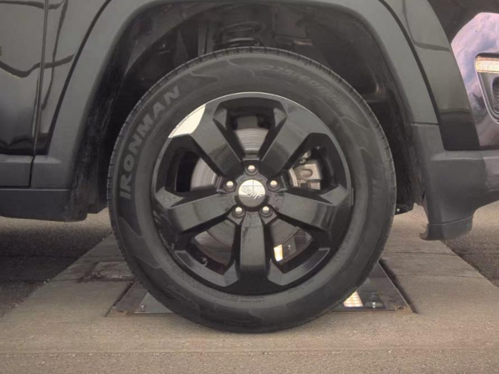 2019 Jeep Compass Latitude 4x4, 39863, Photo