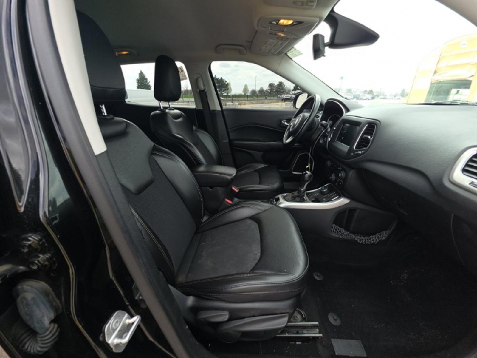 2019 Jeep Compass Latitude 4x4, 39863, Photo