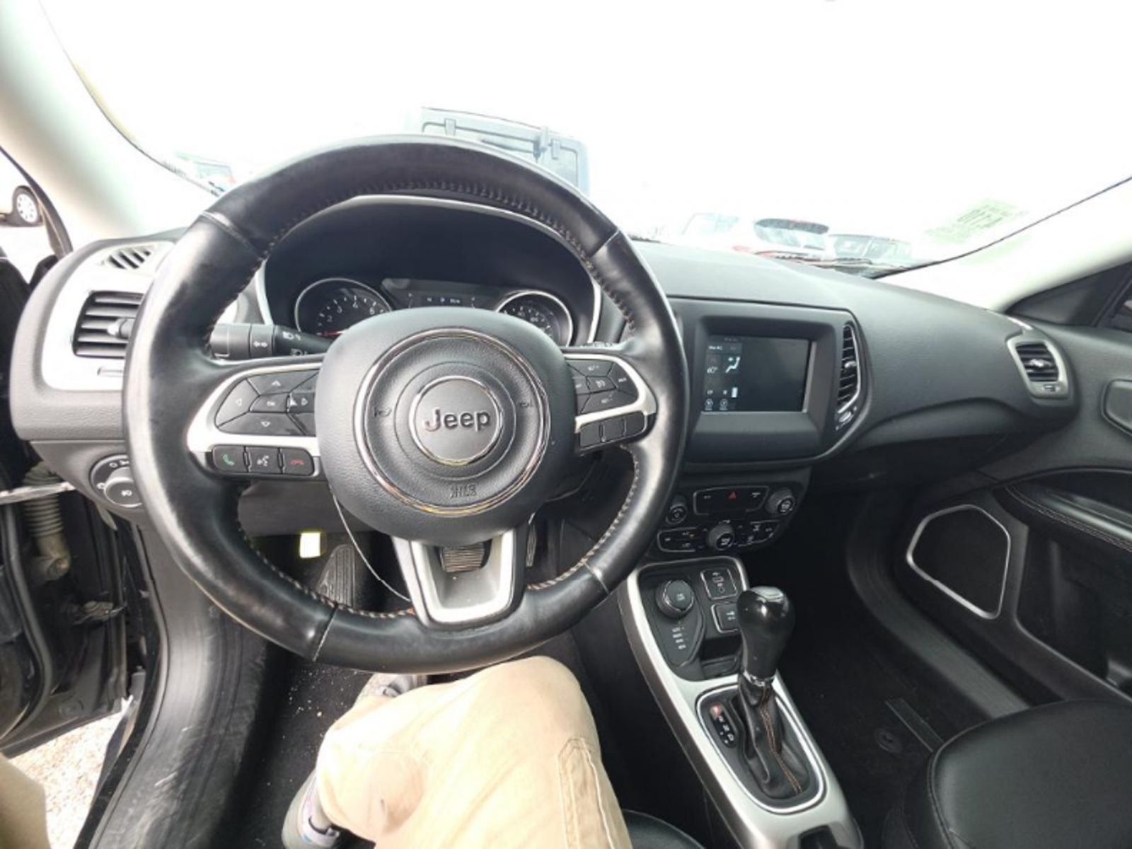 2019 Jeep Compass Latitude 4x4, 39863, Photo