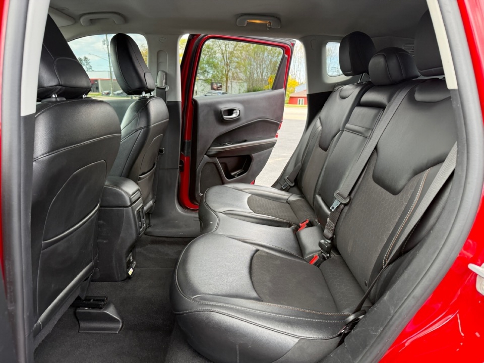 2019 Jeep Compass Latitude 4x4, 39864, Photo